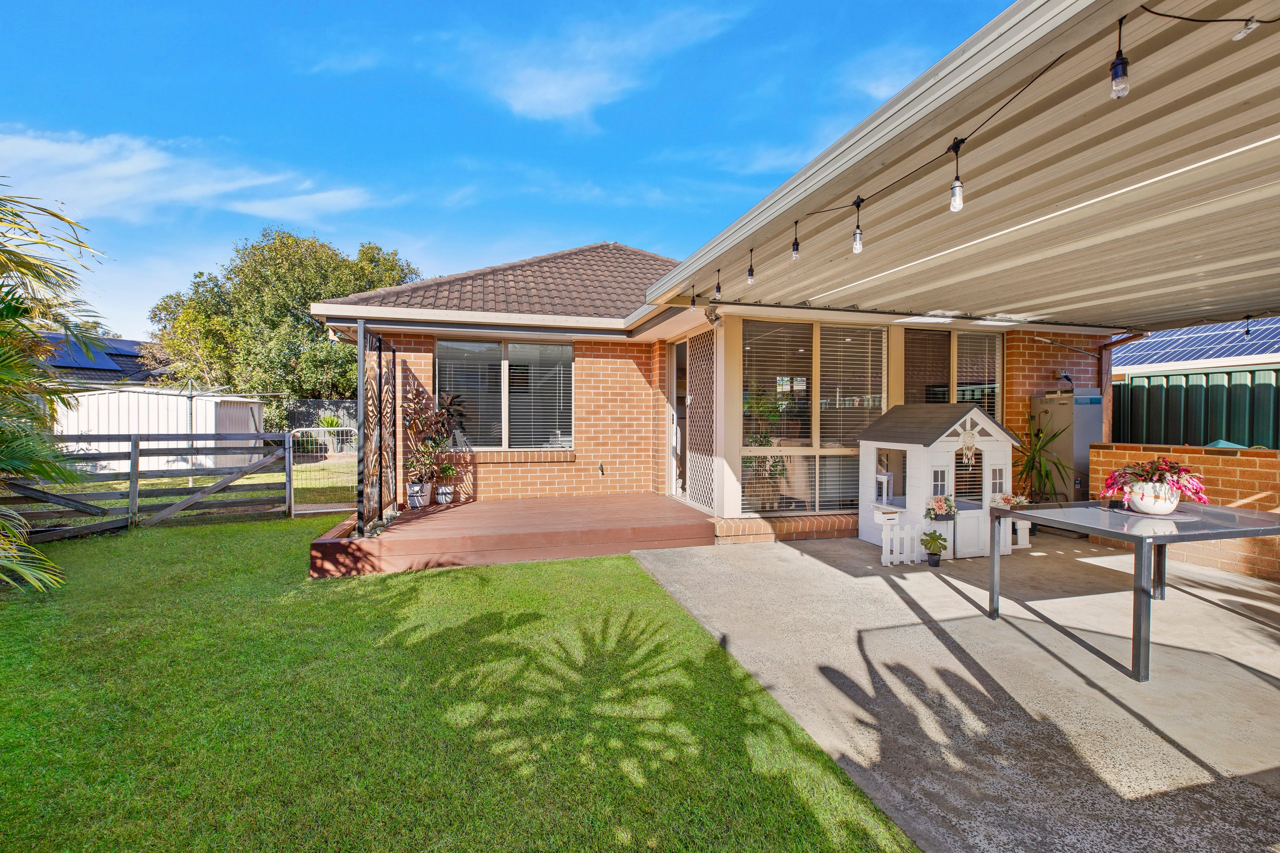 2 Tweed Close, Bateau Bay, NSW 2261