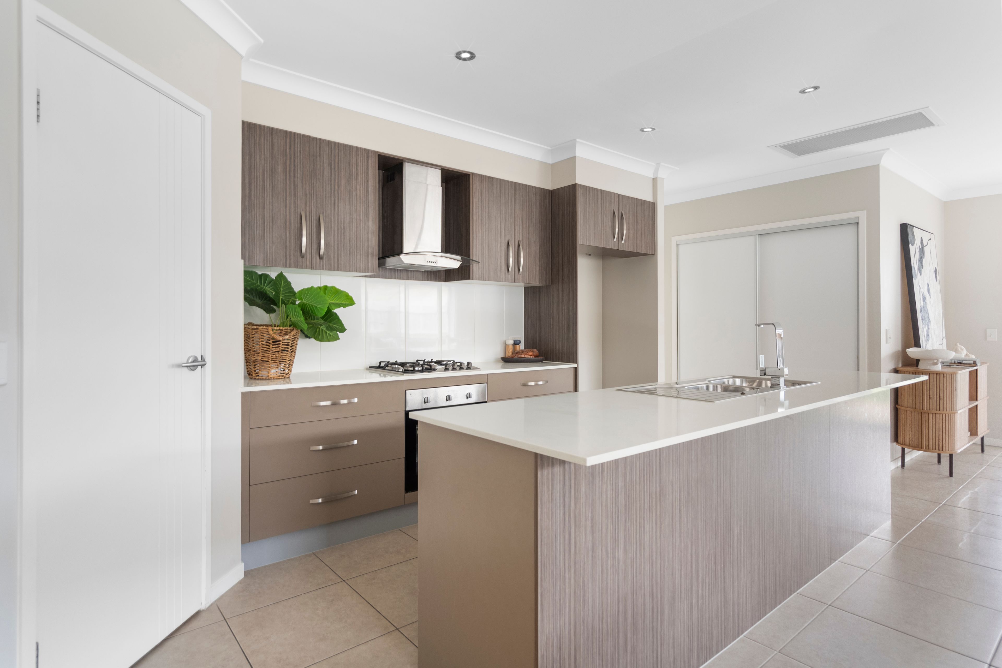 15 Riverstone Avenue, Logan Reserve, QLD 4133