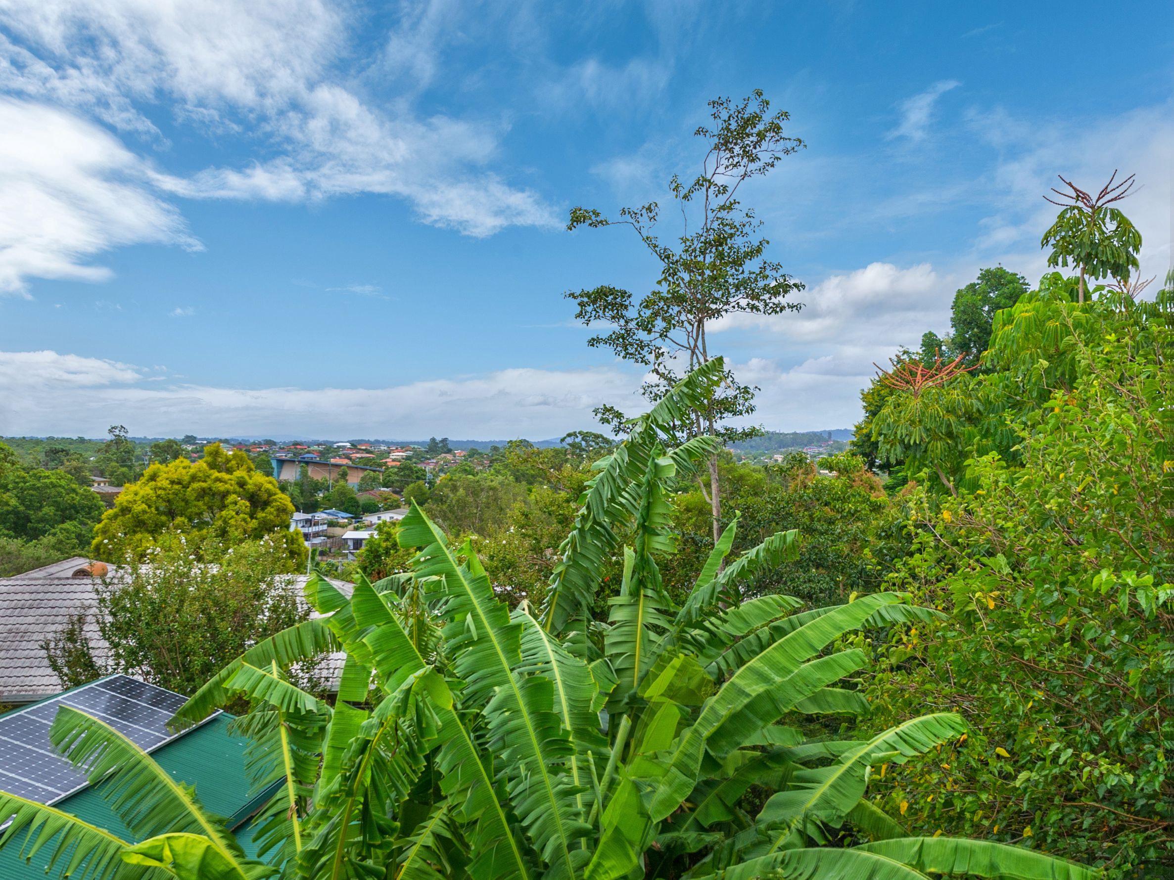 98 Fort Road, Oxley, QLD 4075