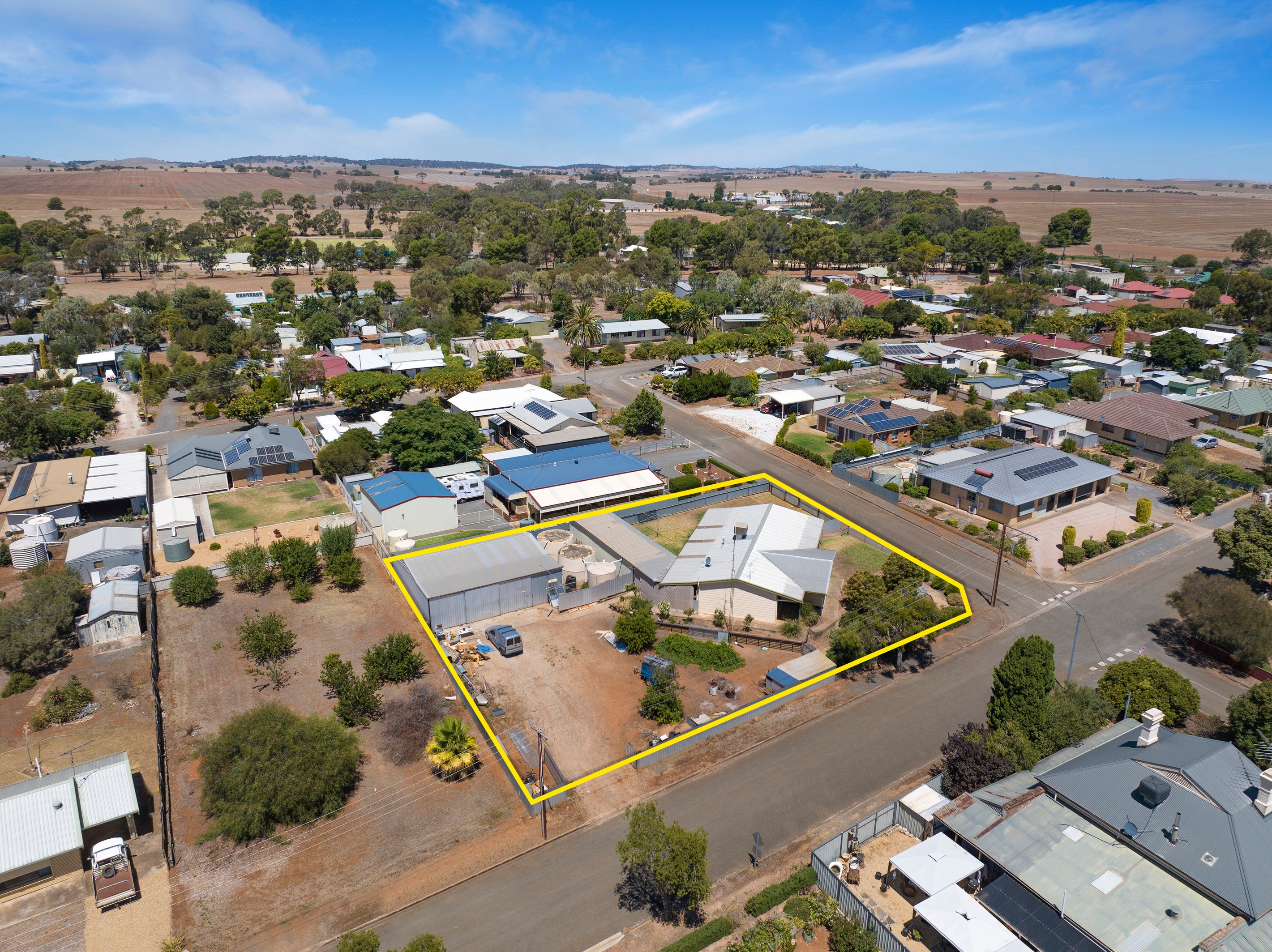 11 Stirrup Street, Saddleworth, SA 5413