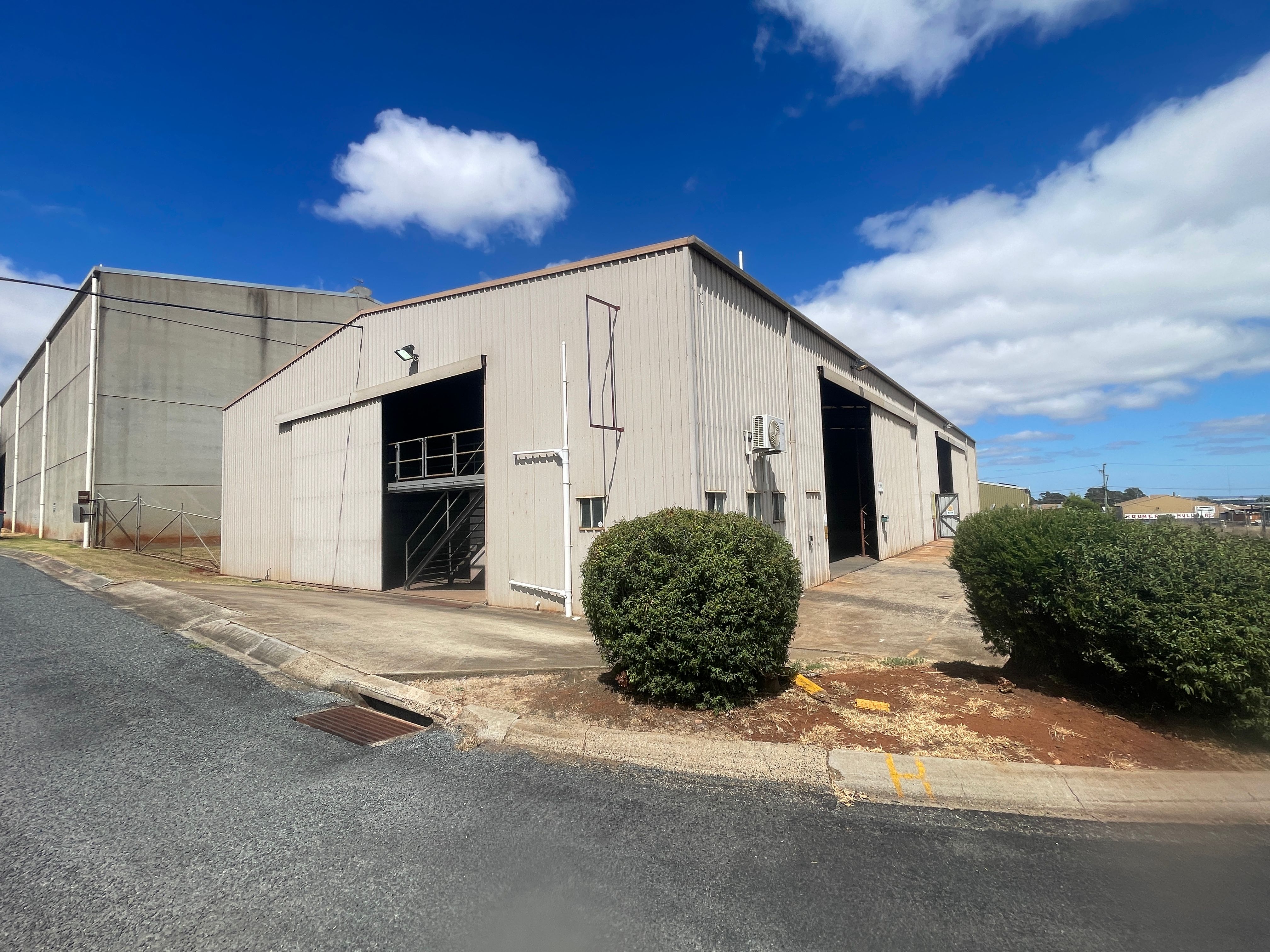 Shed 3/311-313 Taylor Street, Wilsonton, QLD 4350