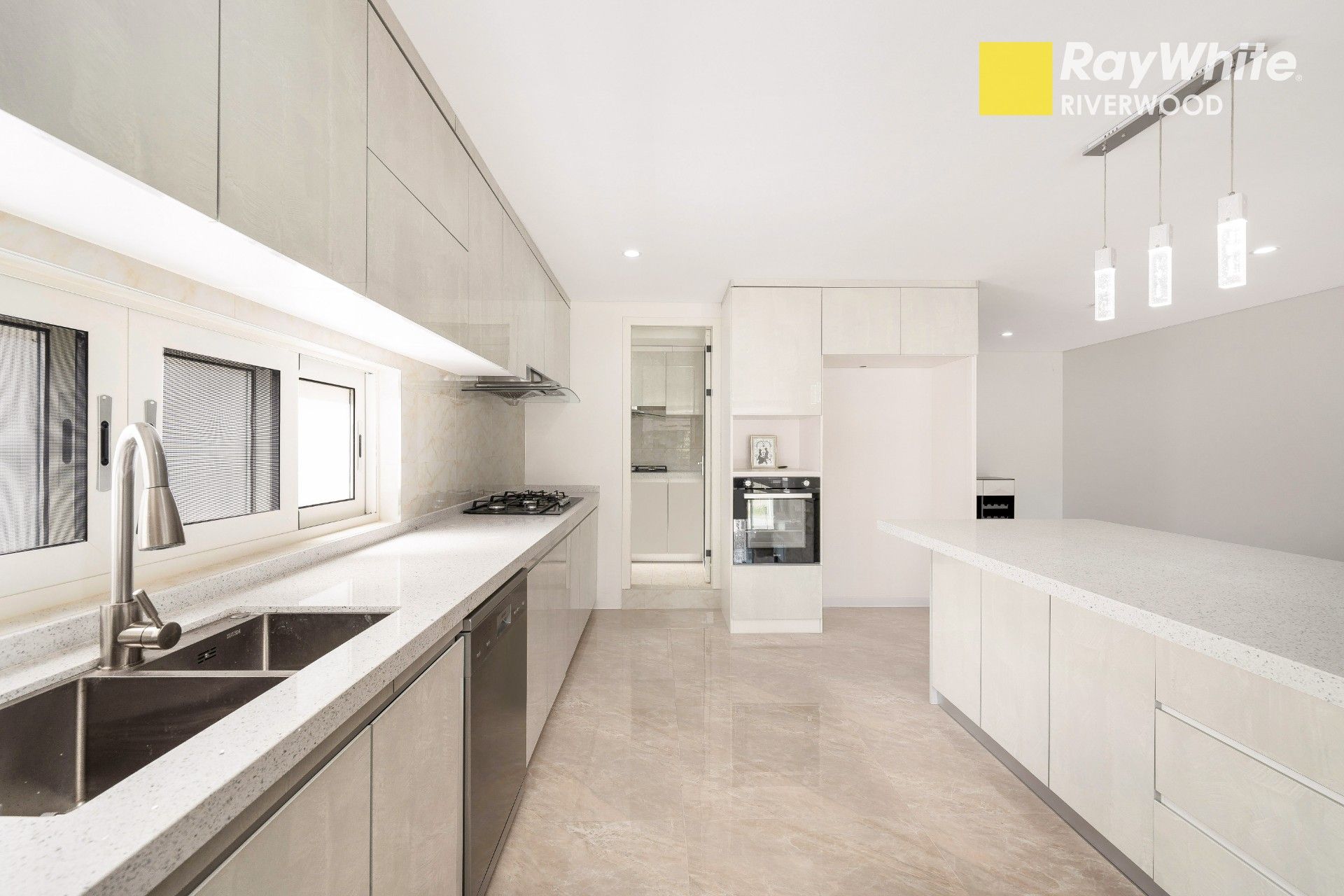 23B Salt Pan Road — photo 4 of 16