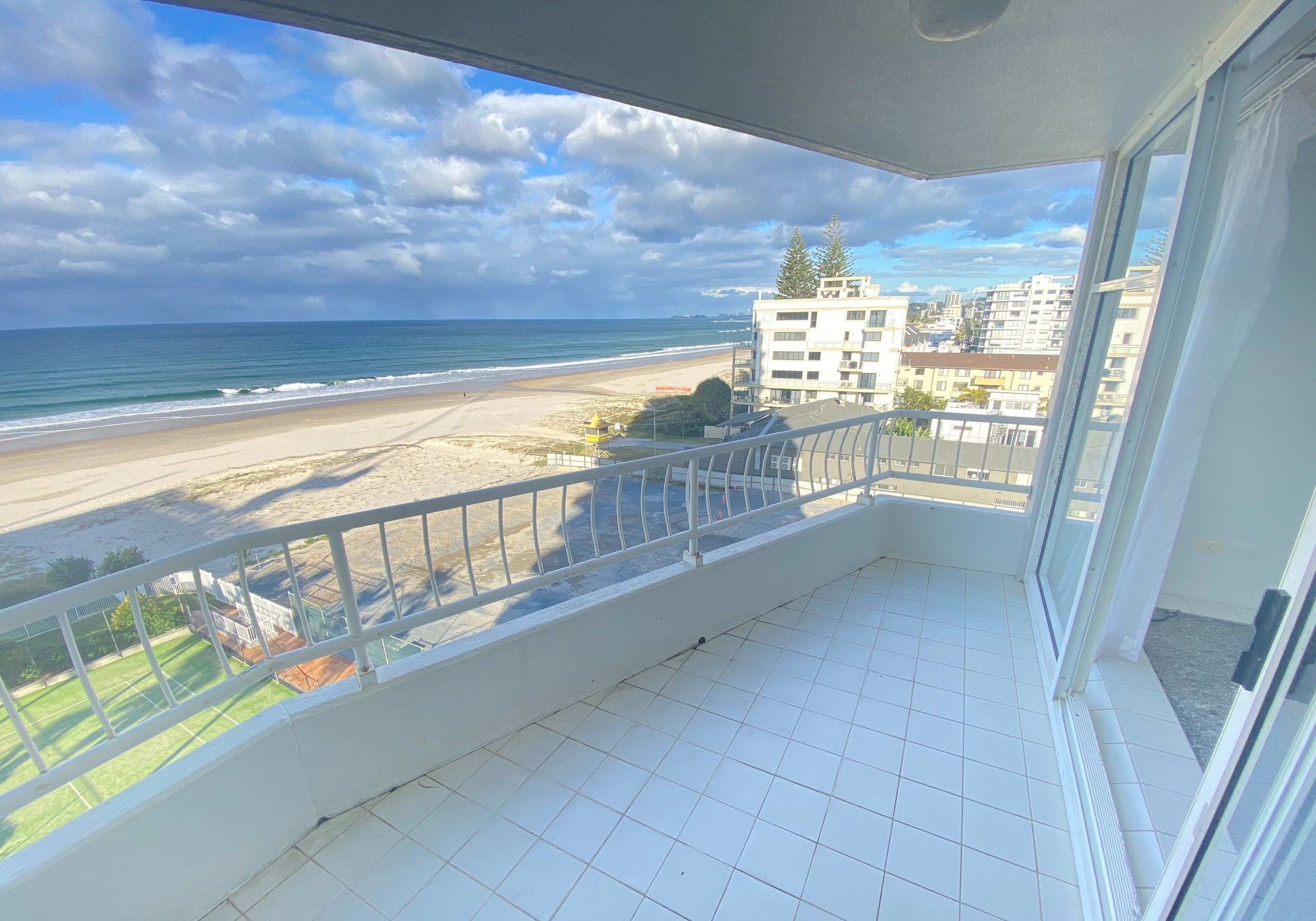 6E/2 Nineteenth Avenue, Palm Beach, QLD 4221