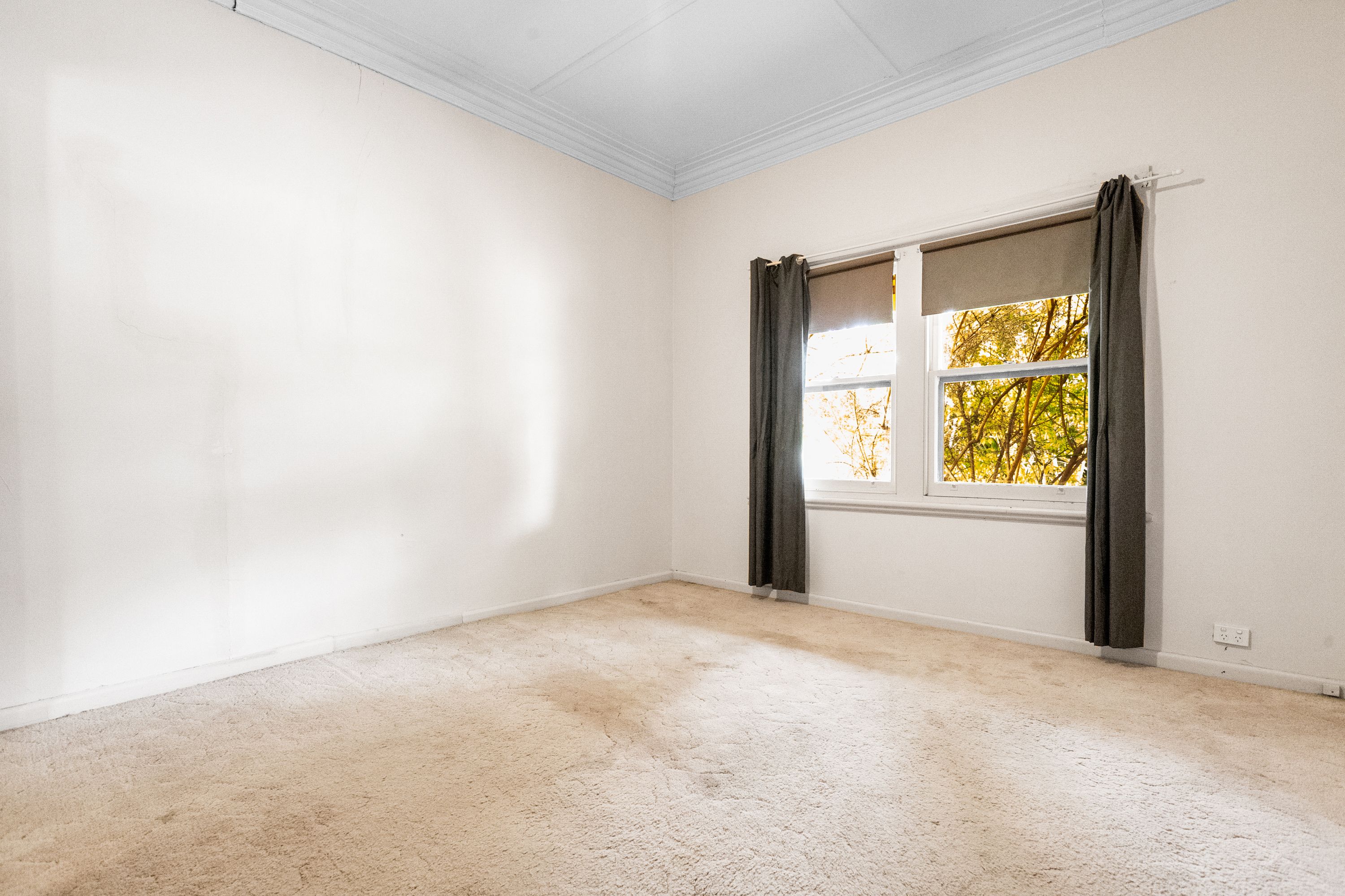14 Dawn Avenue — photo 6 of 15