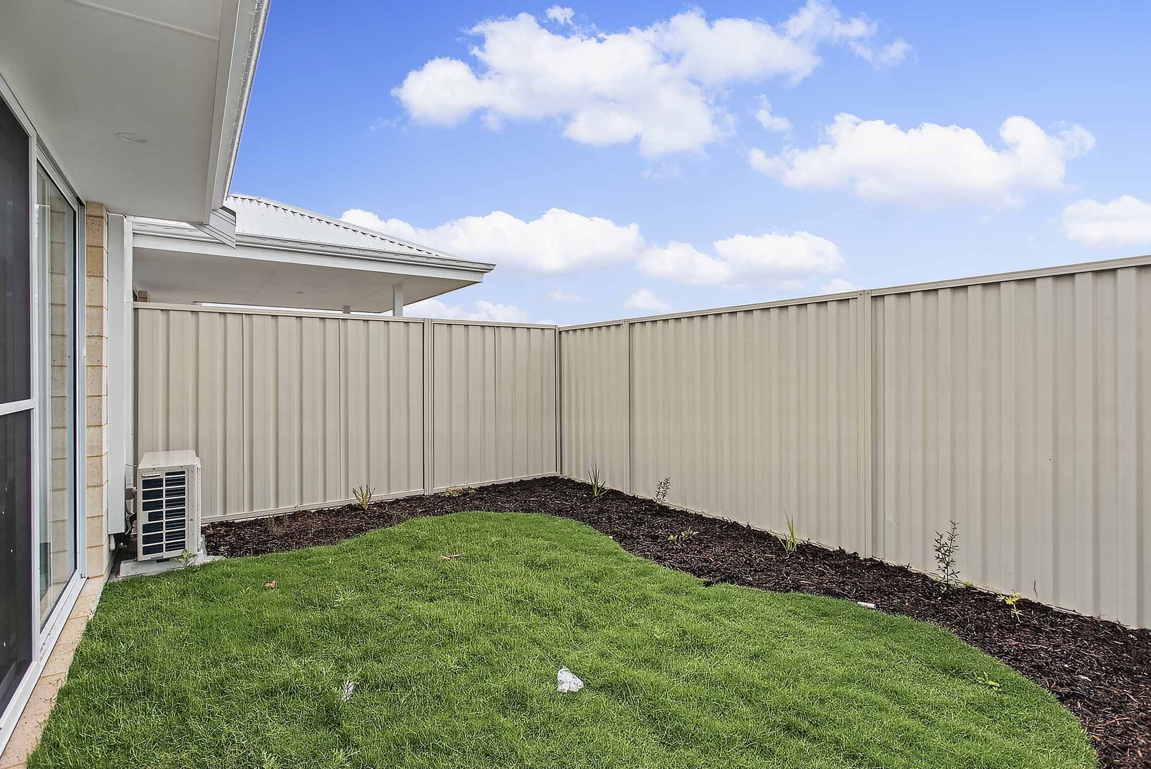 21A Velvet Vista — photo 15 of 18