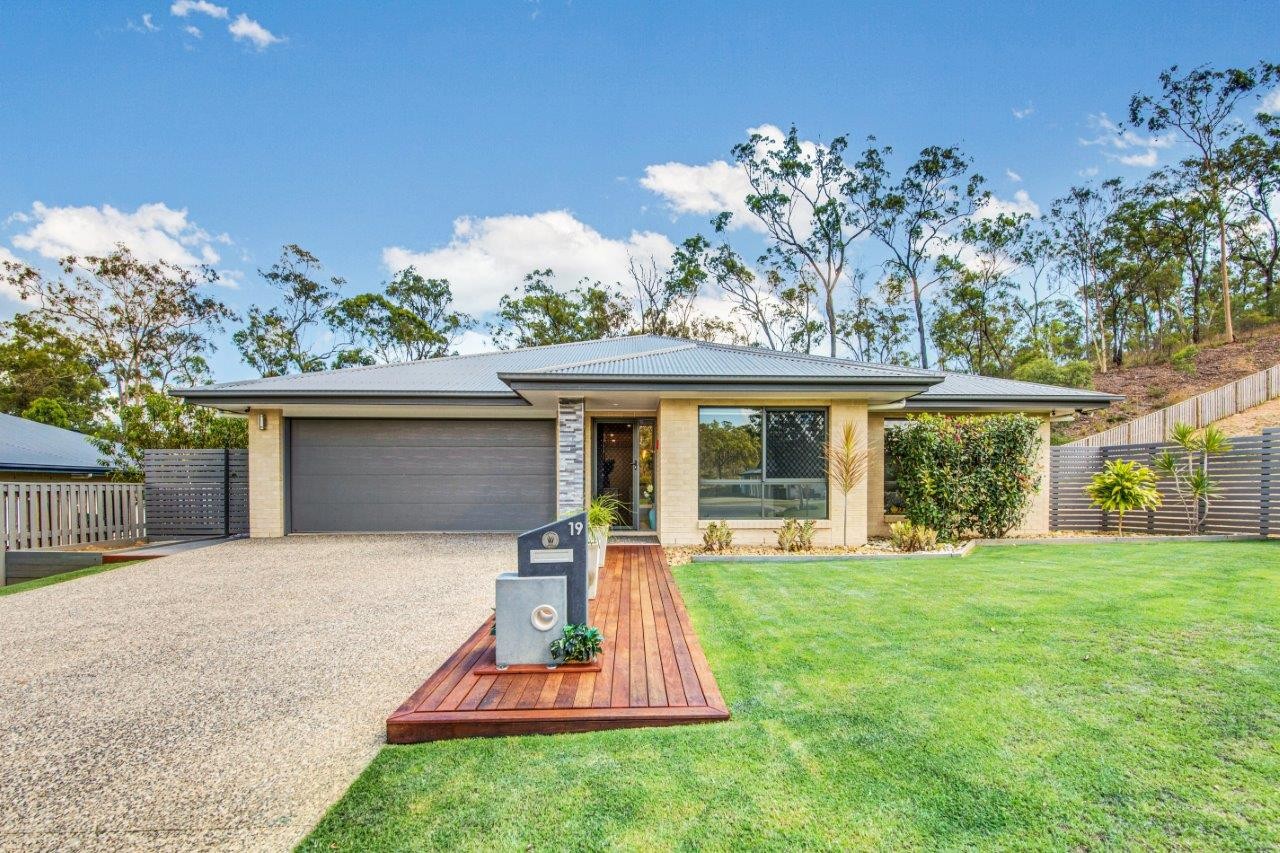 19 Brush Tail Court, Boyne Island, QLD 4680