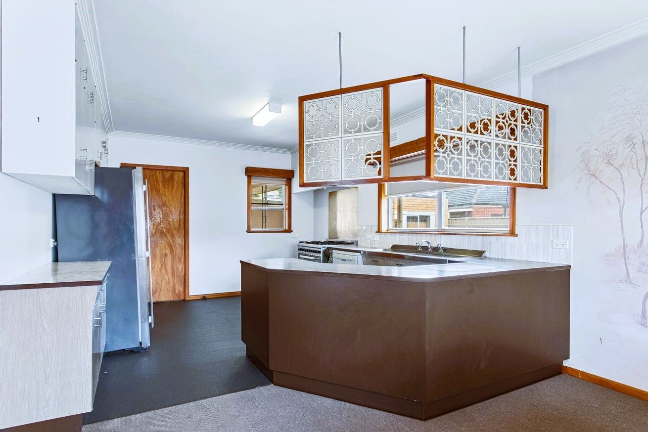 222 High Street, Kangaroo Flat, VIC 3555
