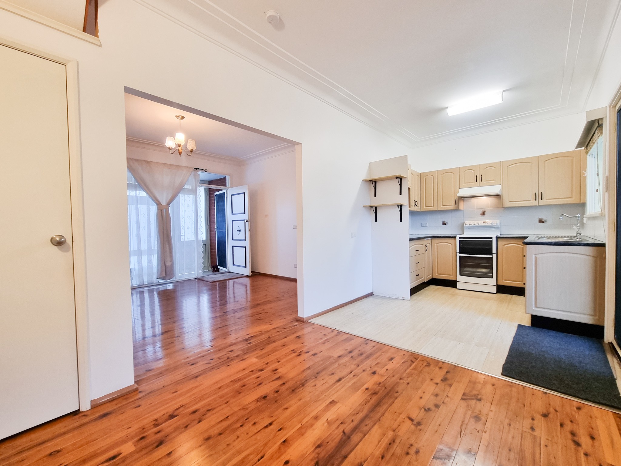 3 Barcoo Avenue, Leumeah, NSW 2560