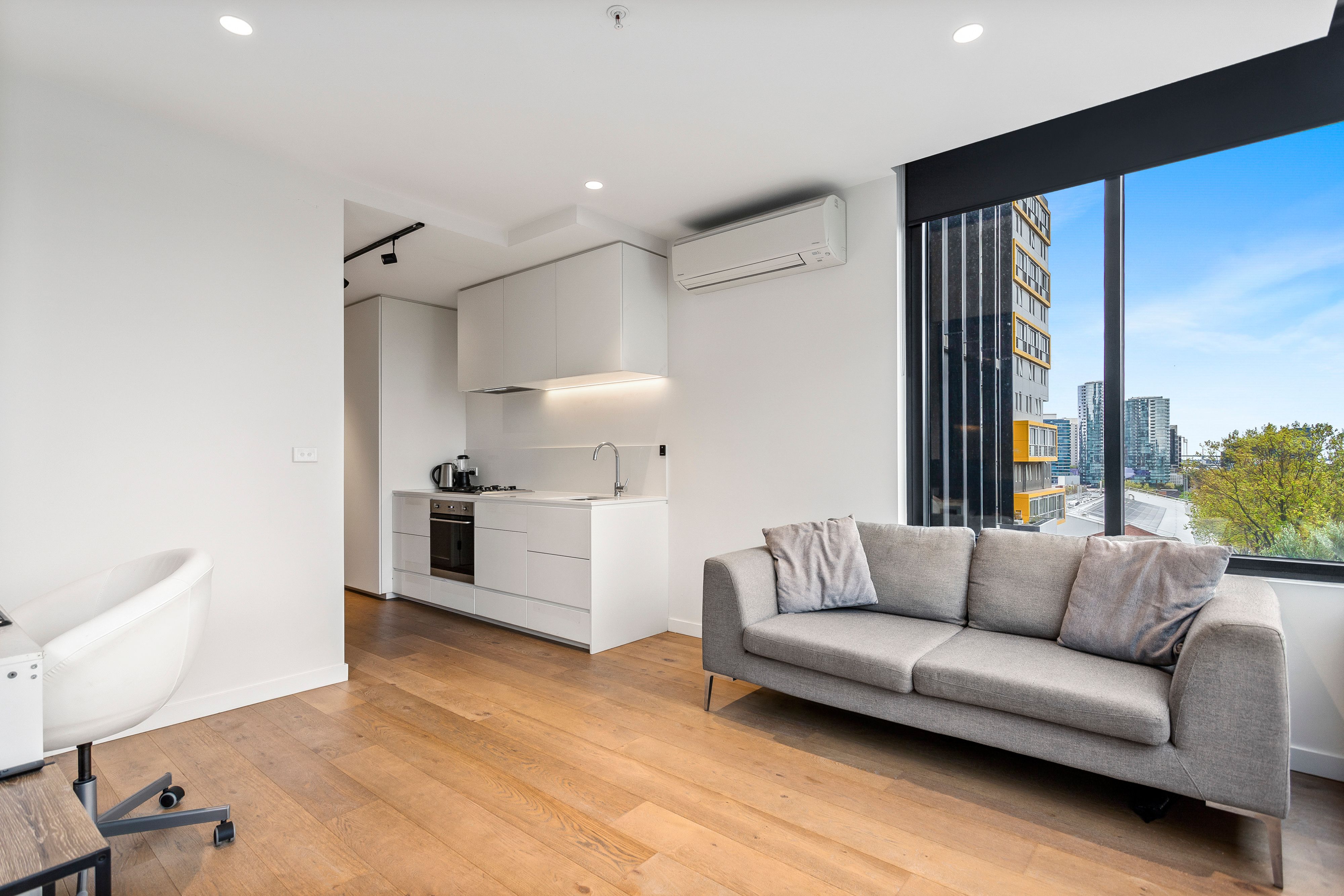 307/65 Dudley Street, West Melbourne, VIC 3003 Sold Apartment