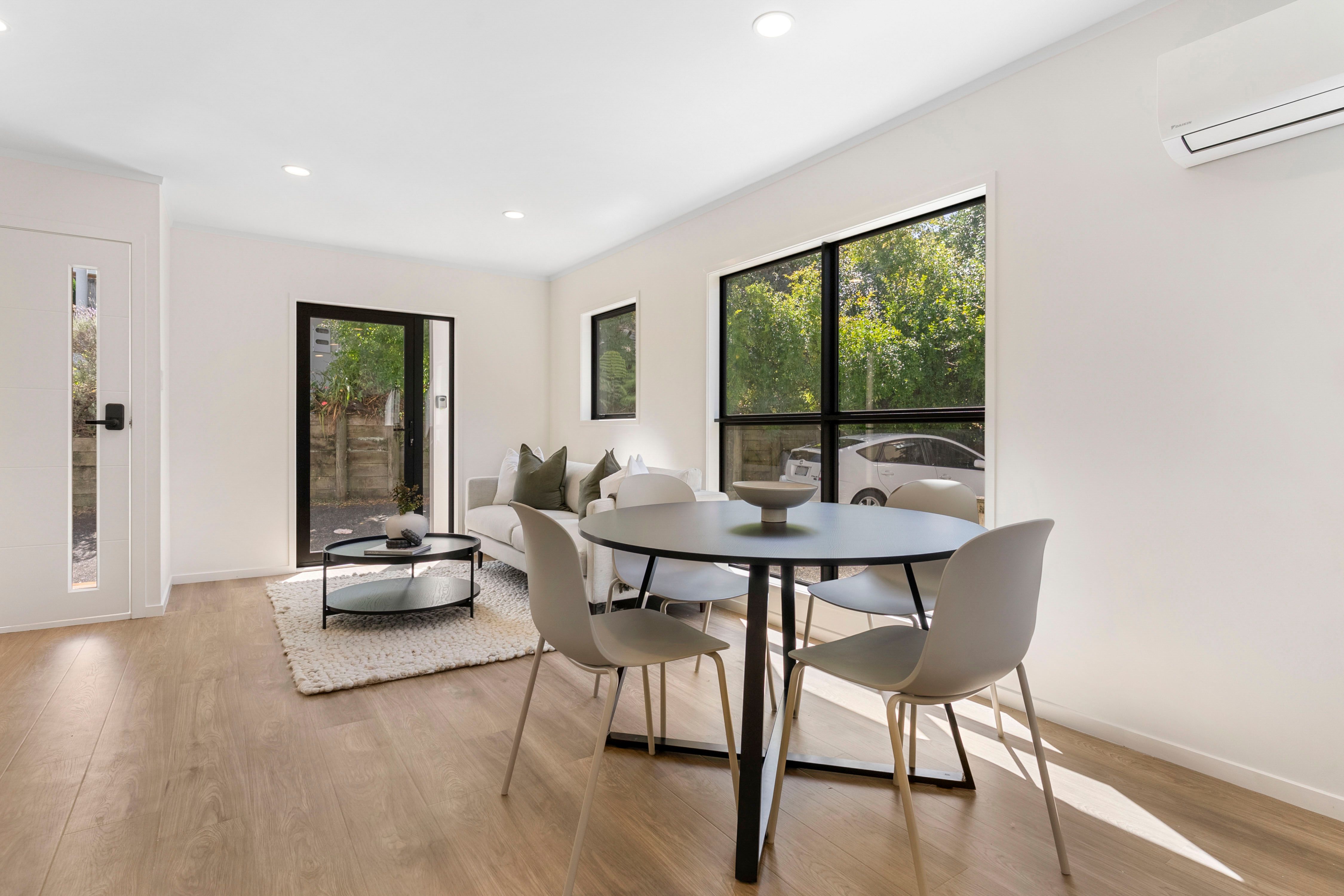 1/58 James Evans Drive, Northcote, North Shore City