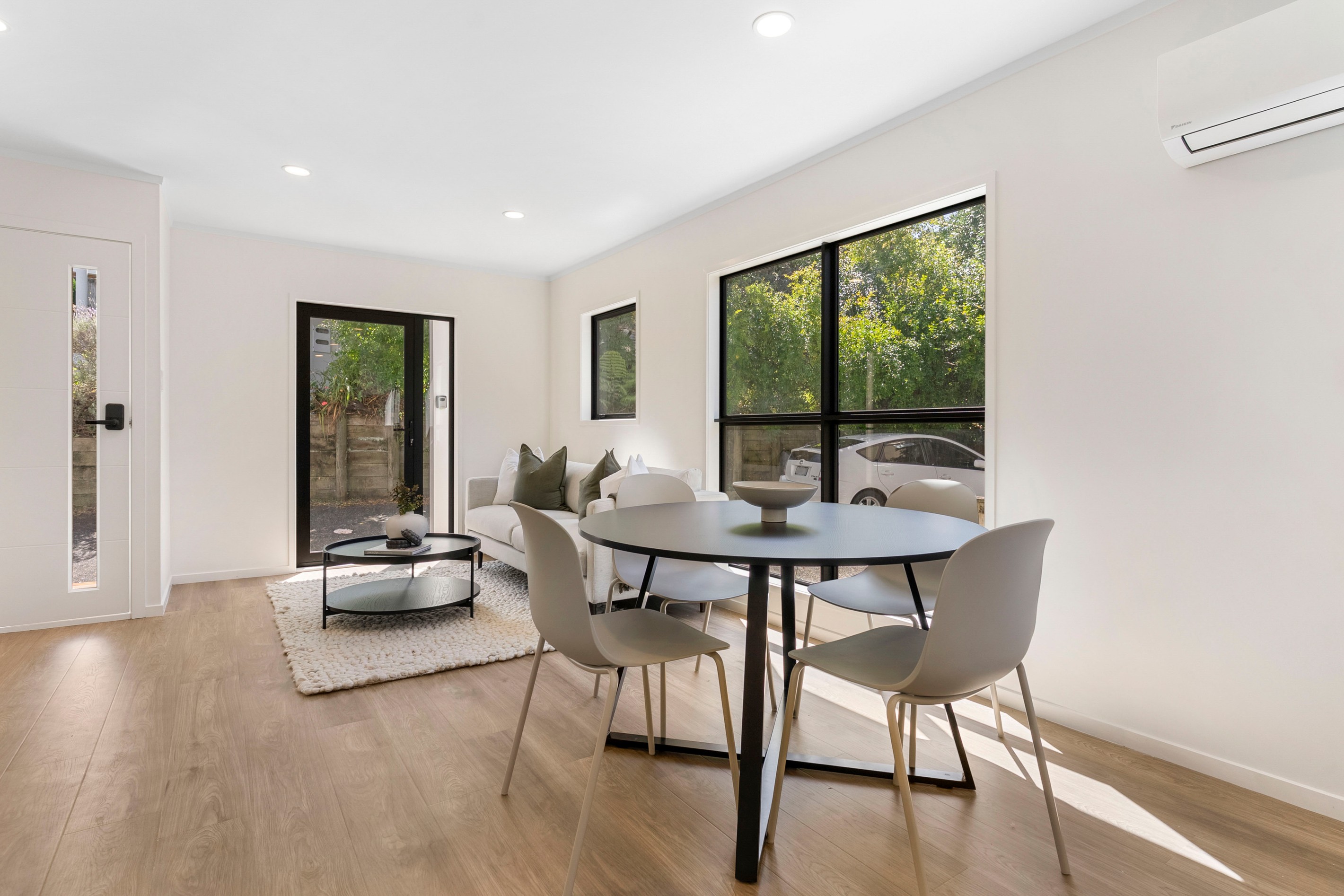 1/58 James Evans Drive, Northcote, North Shore City