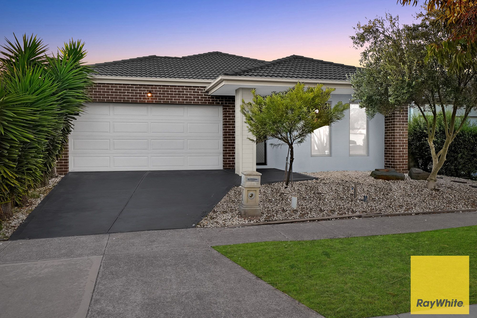 32 Lilyturf Drive, Tarneit, VIC 3029