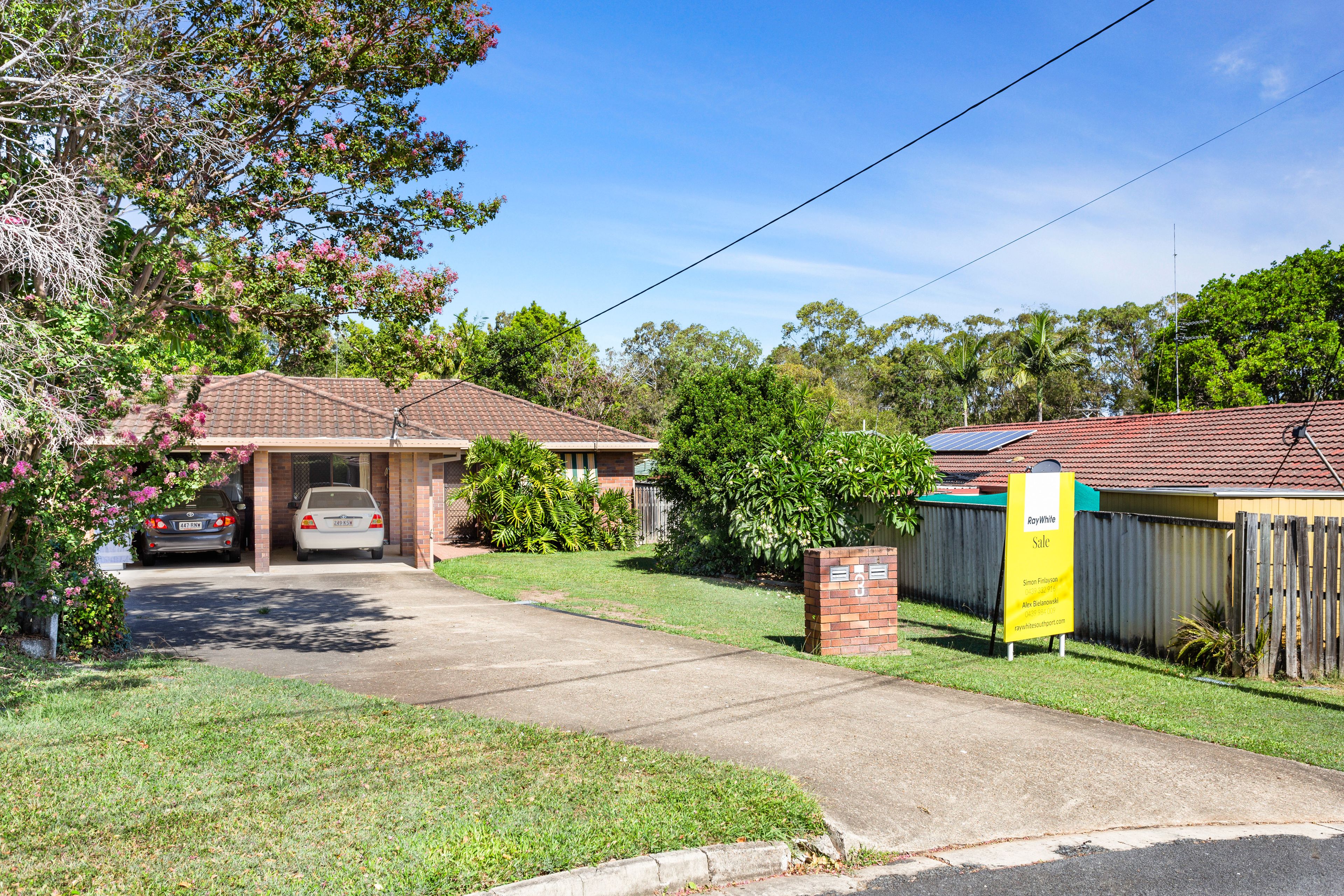 2/3 Heffernan Crescent, Southport, QLD 4215