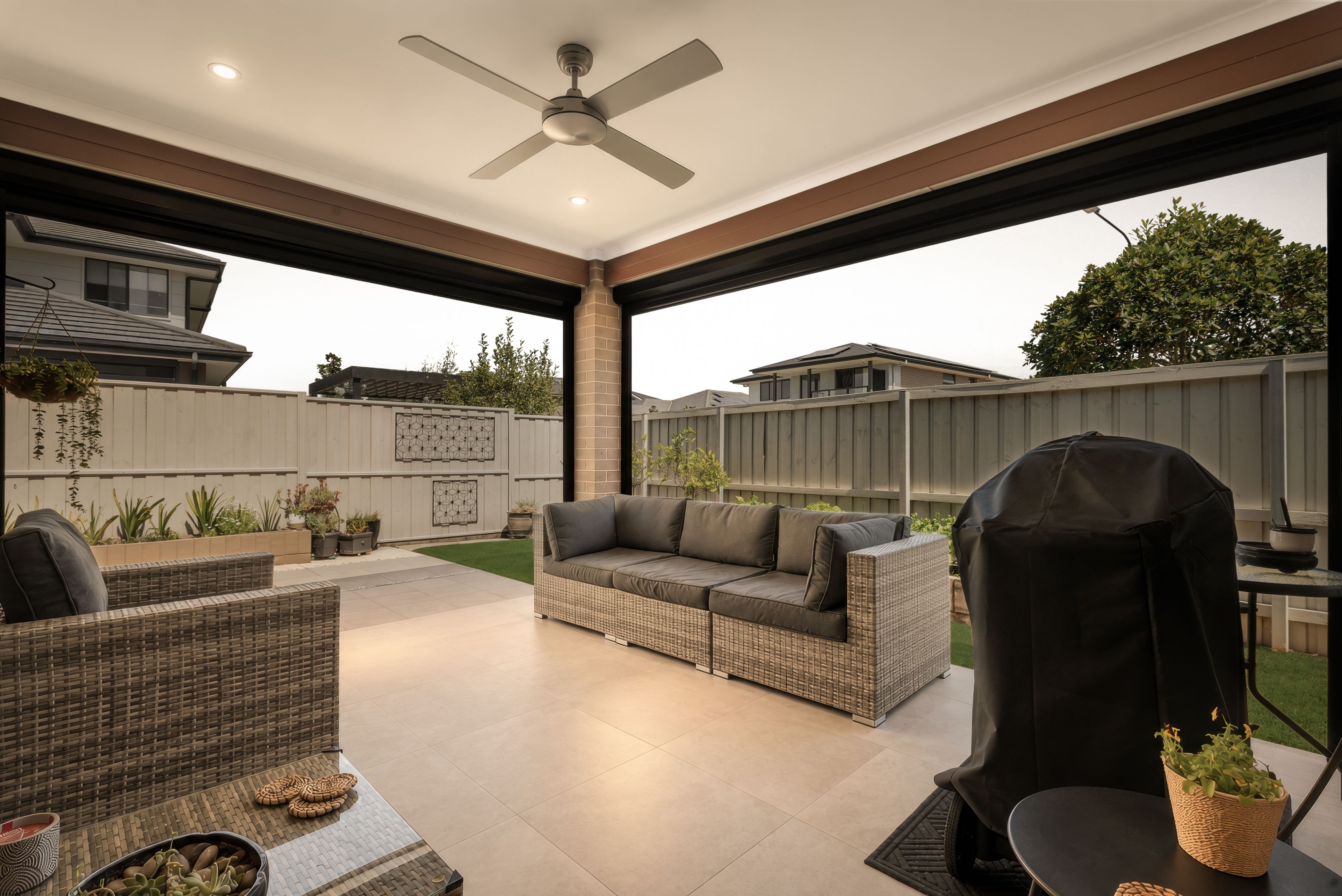 37 Bunyarra Parade (The Gables) — photo 16 of 22