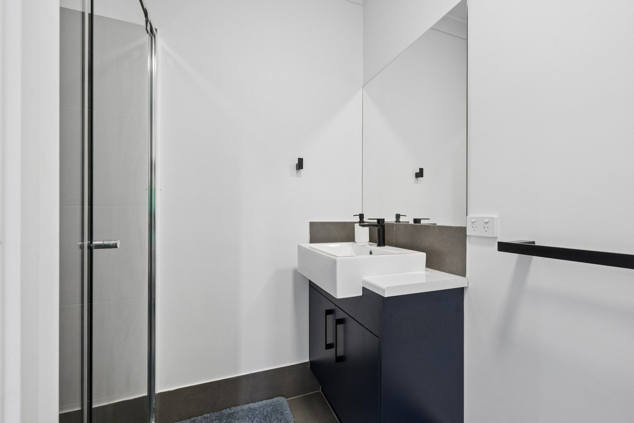30 Plaza Place — photo 20 of 24