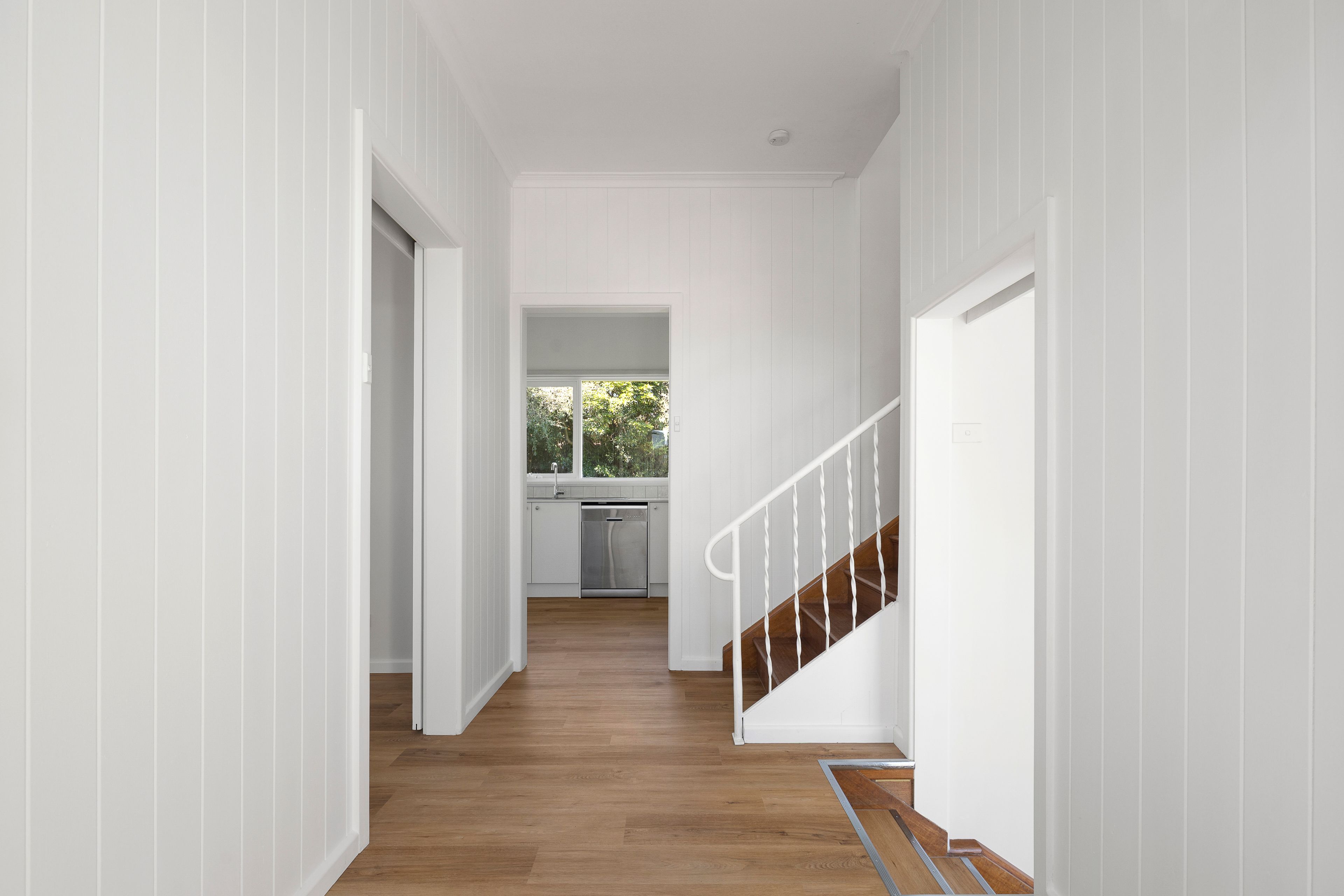 2 Bowes Street — photo 6 of 11