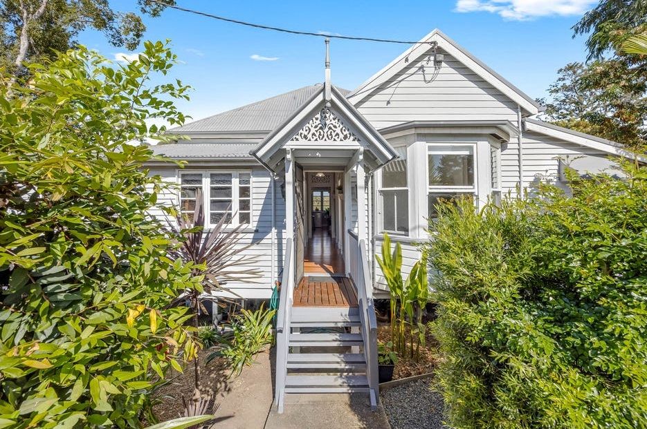 27 Blackall Terrace, Nambour QLD 4560