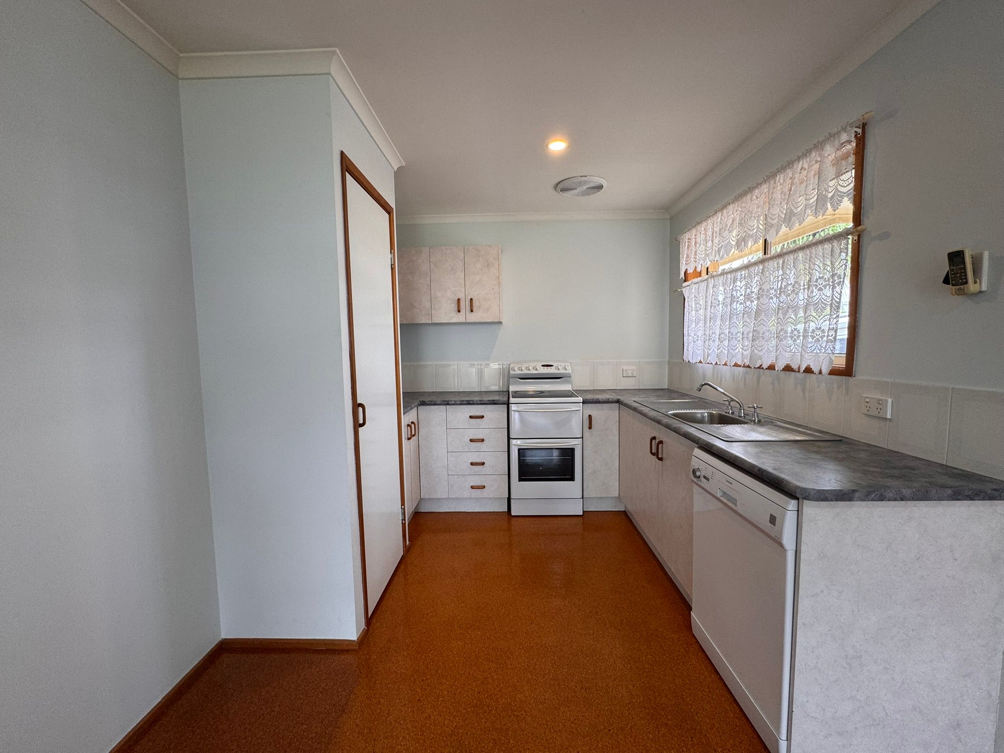 5 Barbara Court, Beerwah, QLD 4519