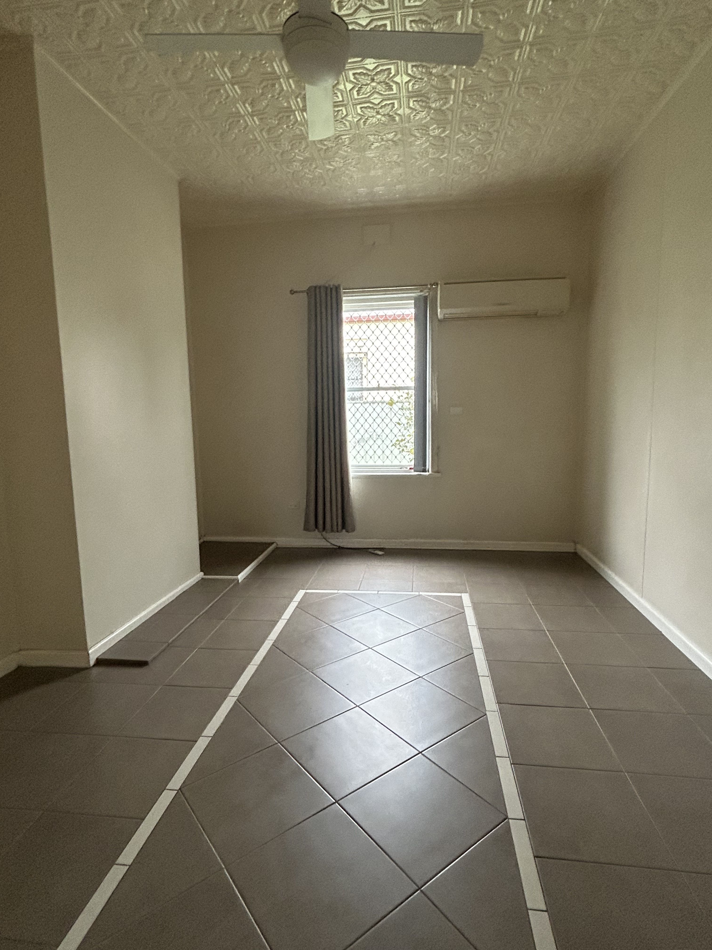 78 Maxwell Street — photo 8 of 10
