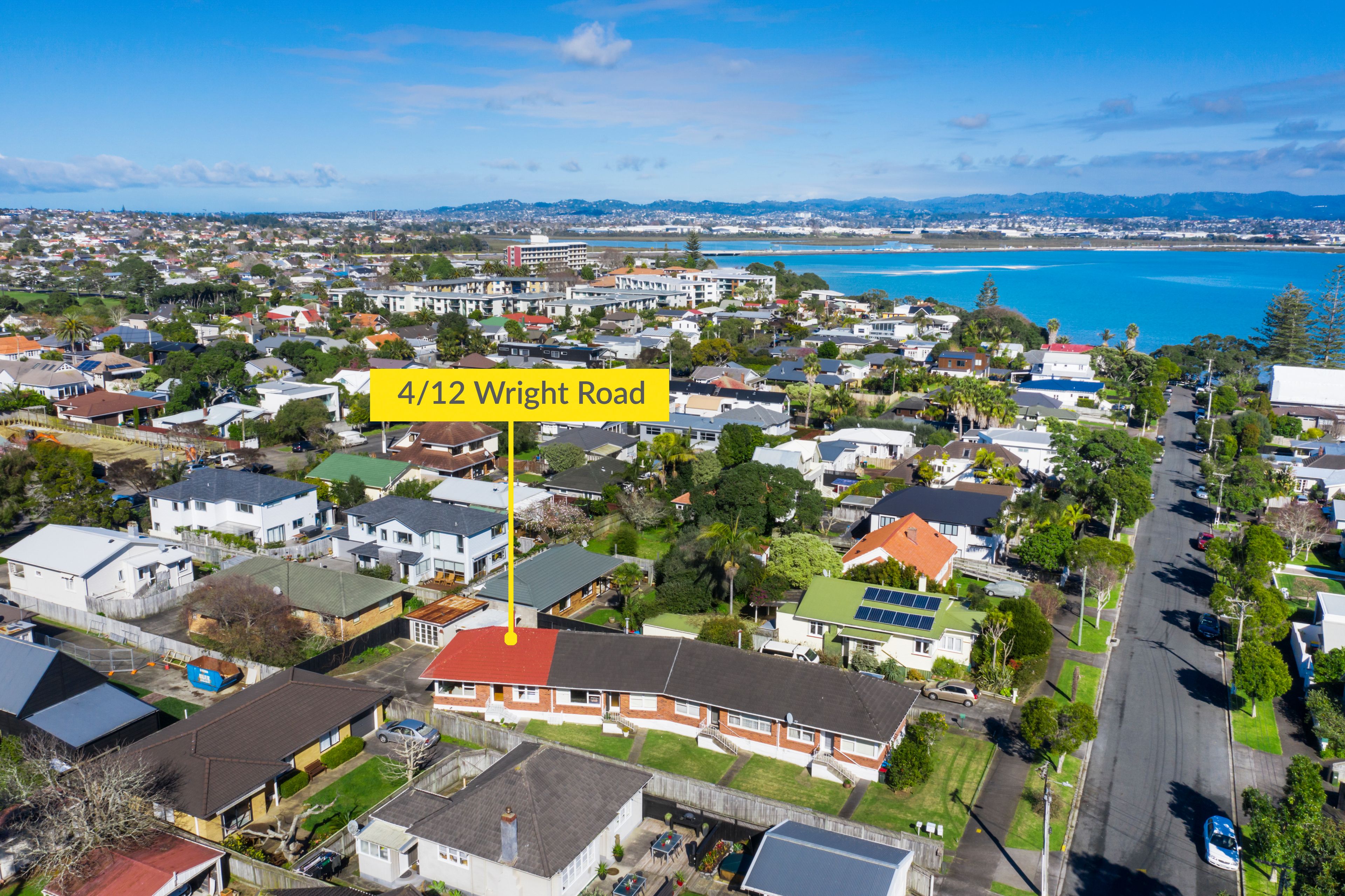 4/12 Wright Road, Point Chevalier, Auckland City