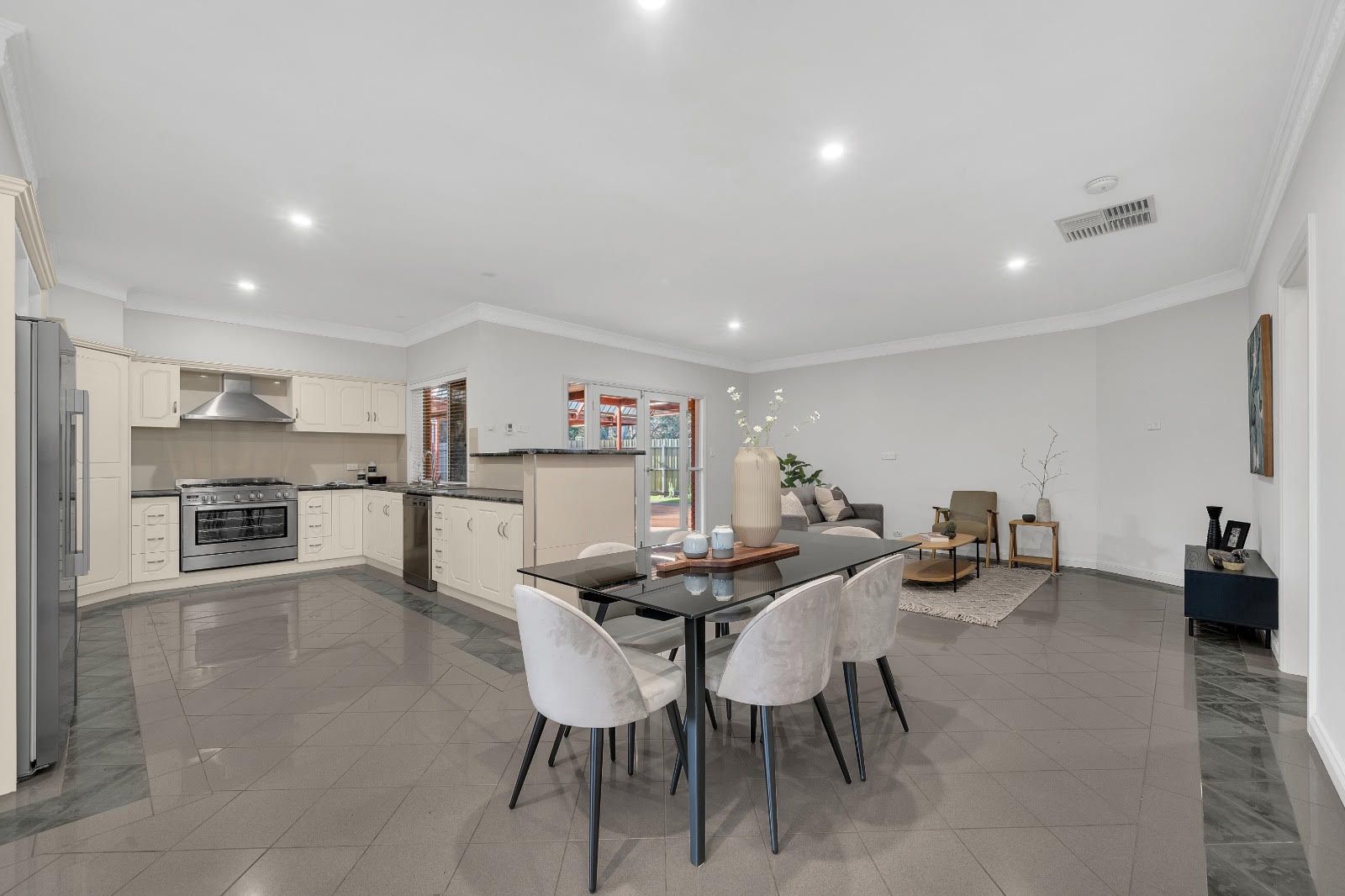 3 Rodam Court — photo 12 of 30