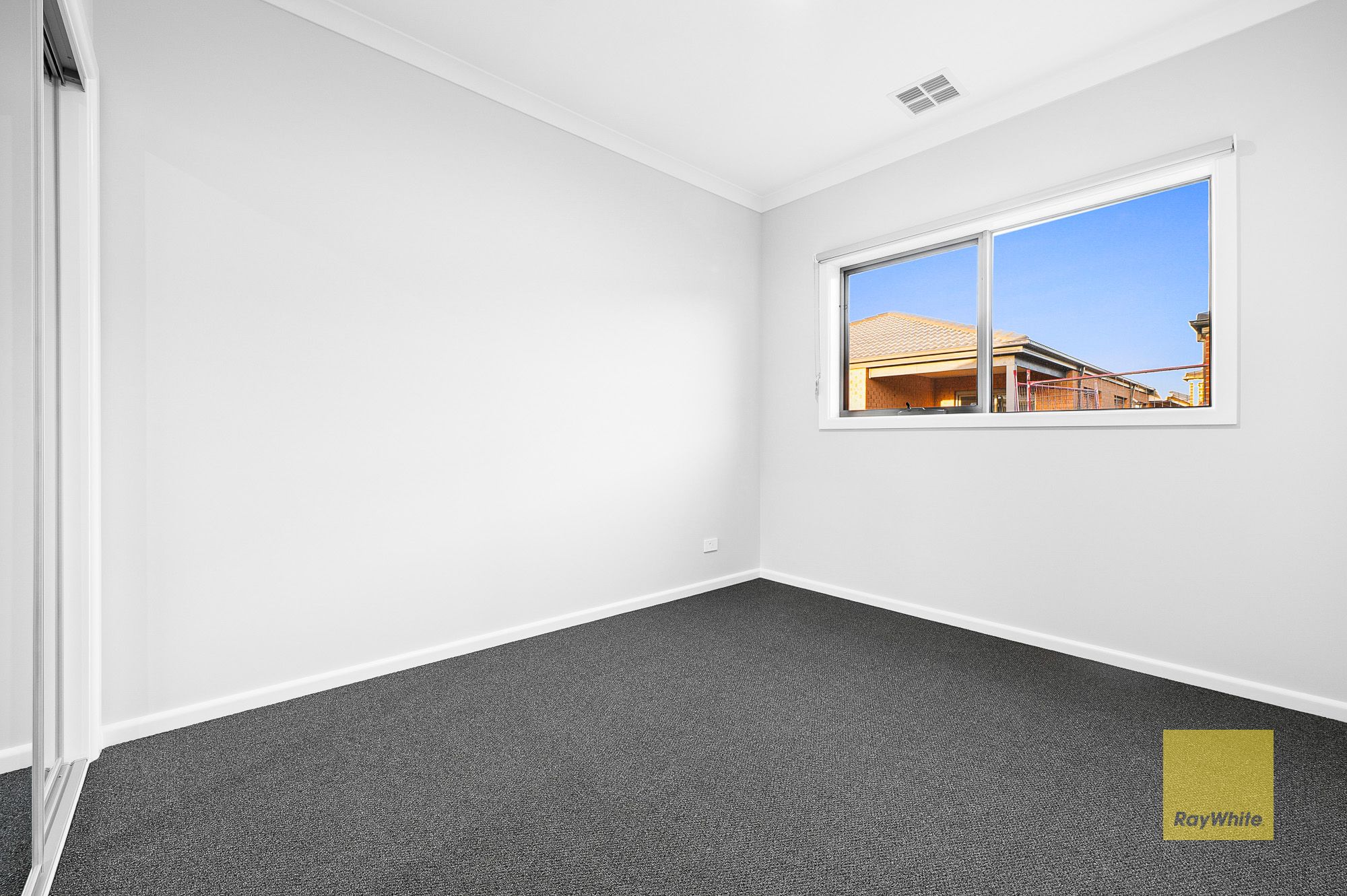 70 Bishopgate Boulevard — photo 9 of 17