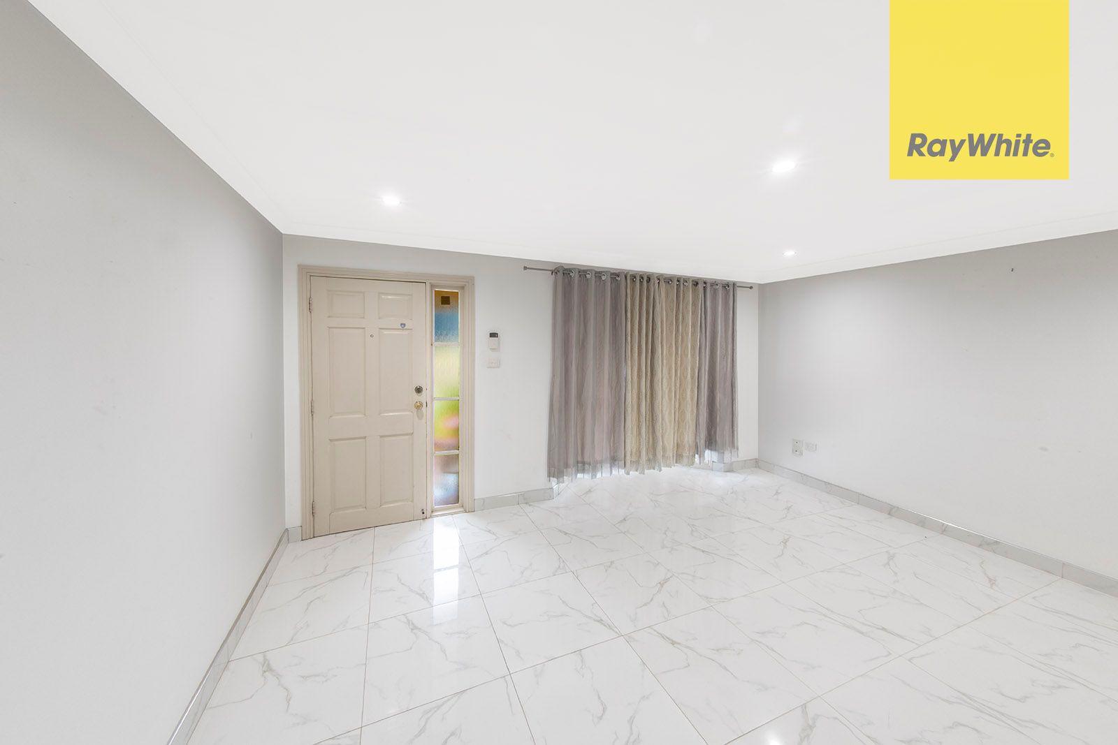 13 Cusack Avenue — photo 4 of 15