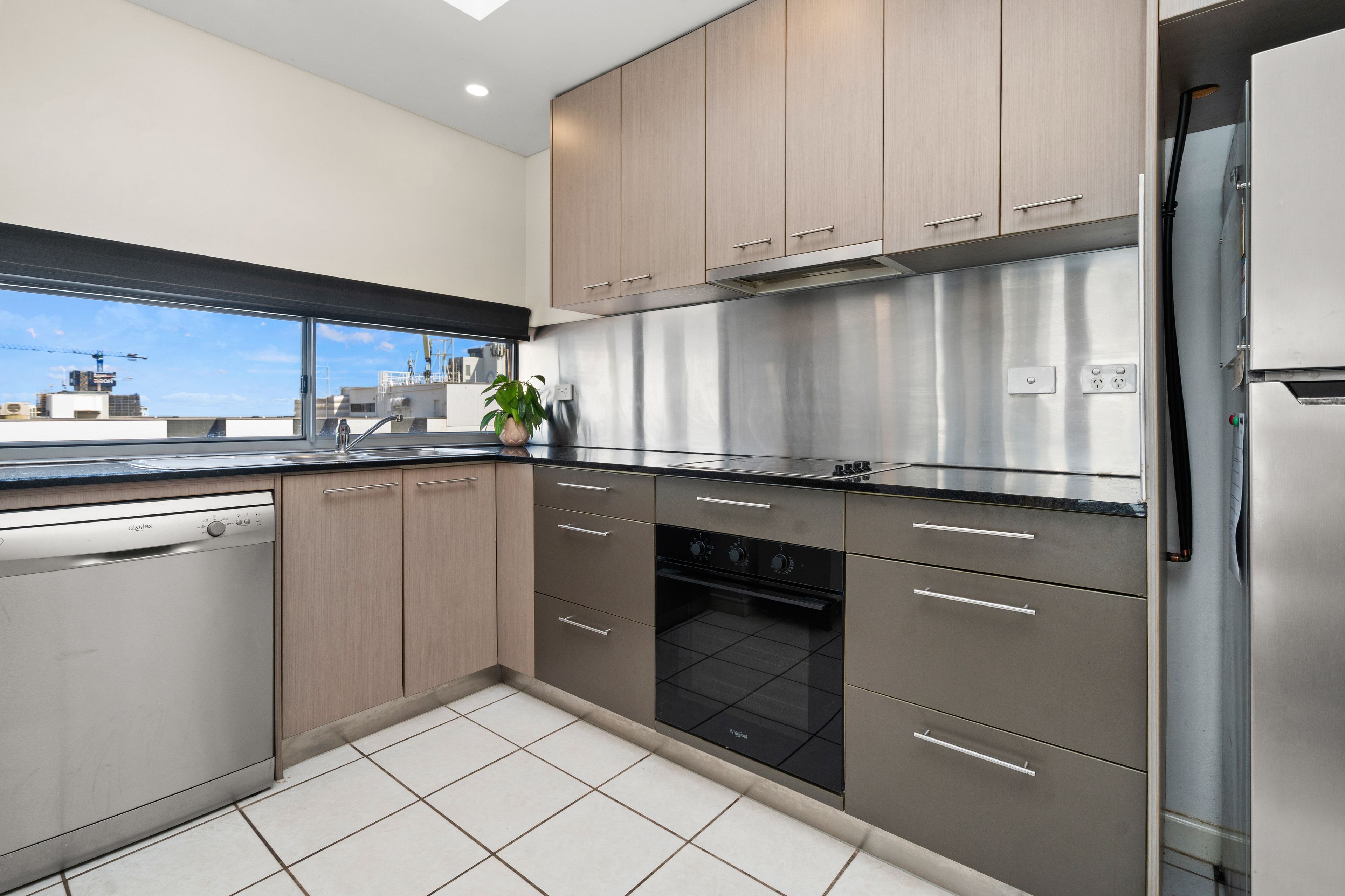 32/30 Cavenagh Street — photo 10 of 22