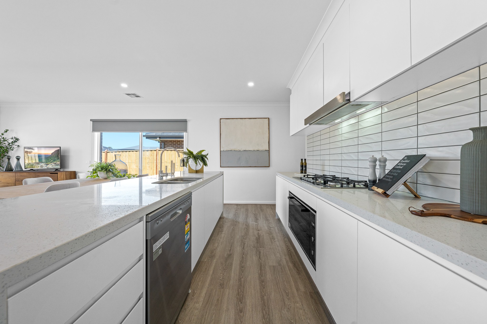 1 Undara Road, Clyde North, VIC 3978