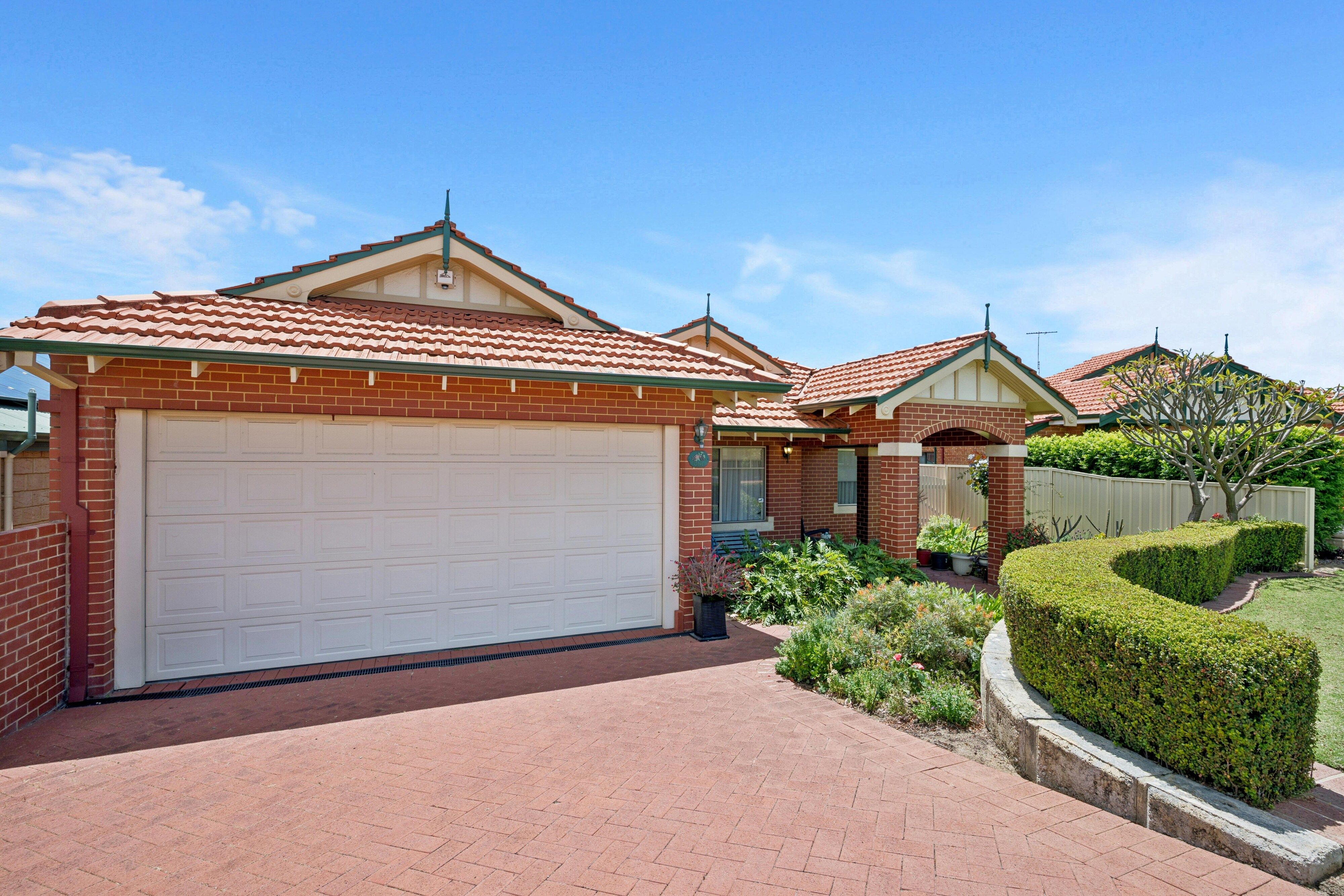 1 Butia Mews, Woodvale, WA 6026
