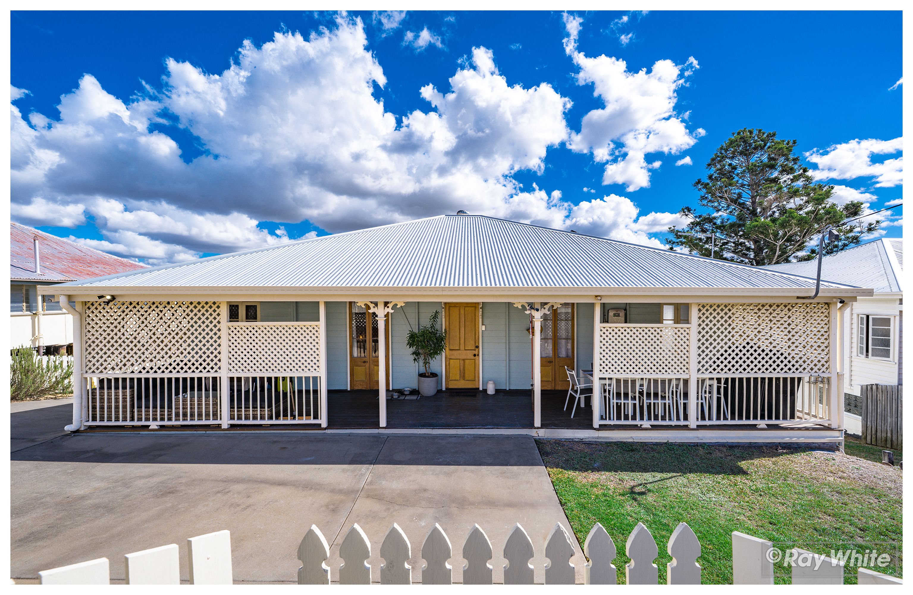 220 Agnes Street, The Range, QLD 4700