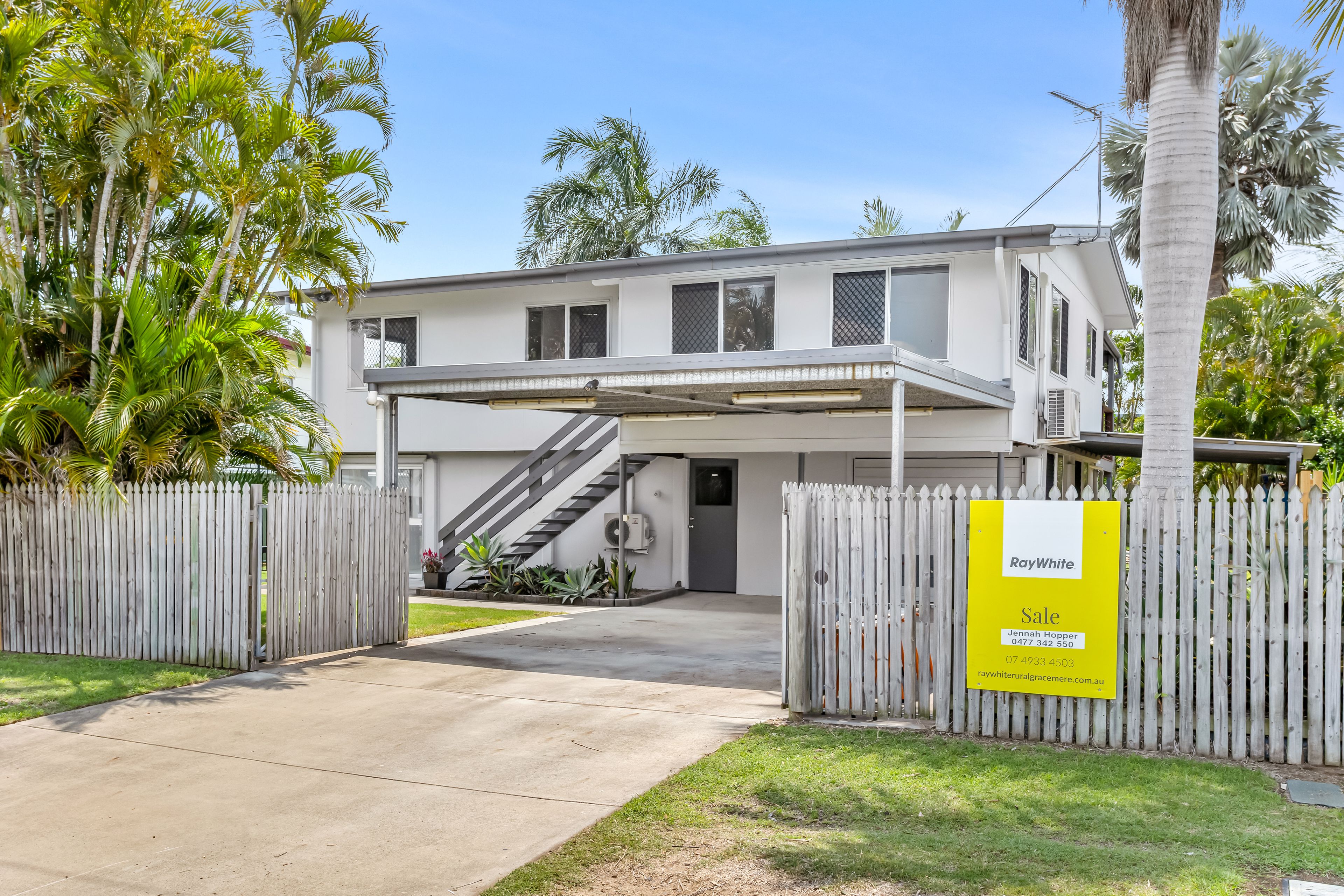 18 Westmoreland Street, Kawana, QLD 4701
