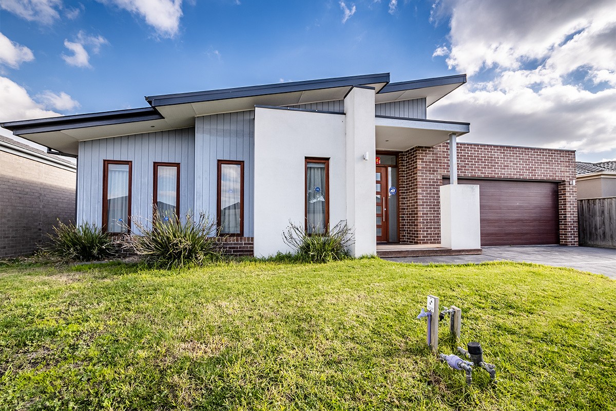 5 Gregson Grove, Lyndhurst, VIC 3975