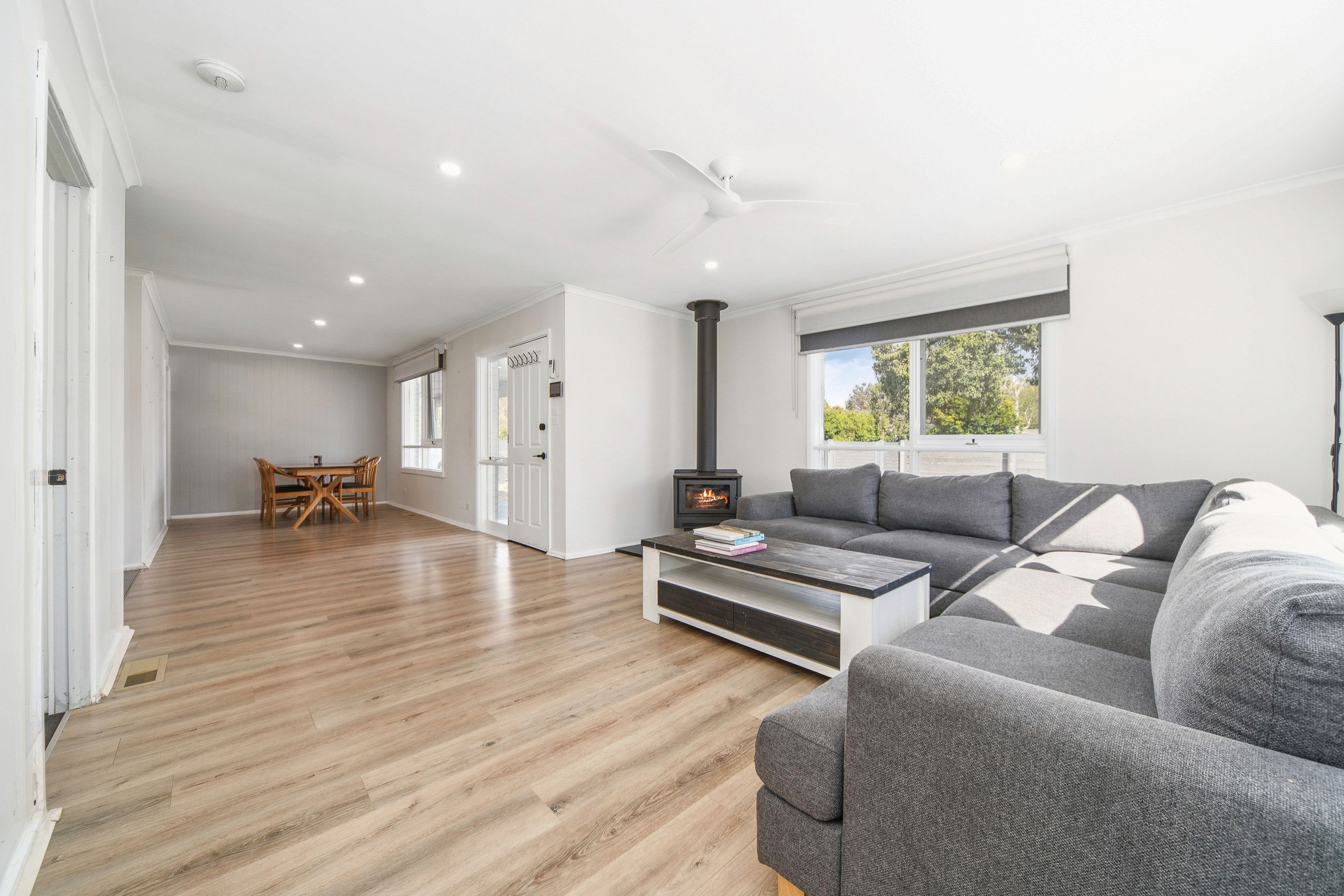 23 Railway Road — photo 3 of 20
