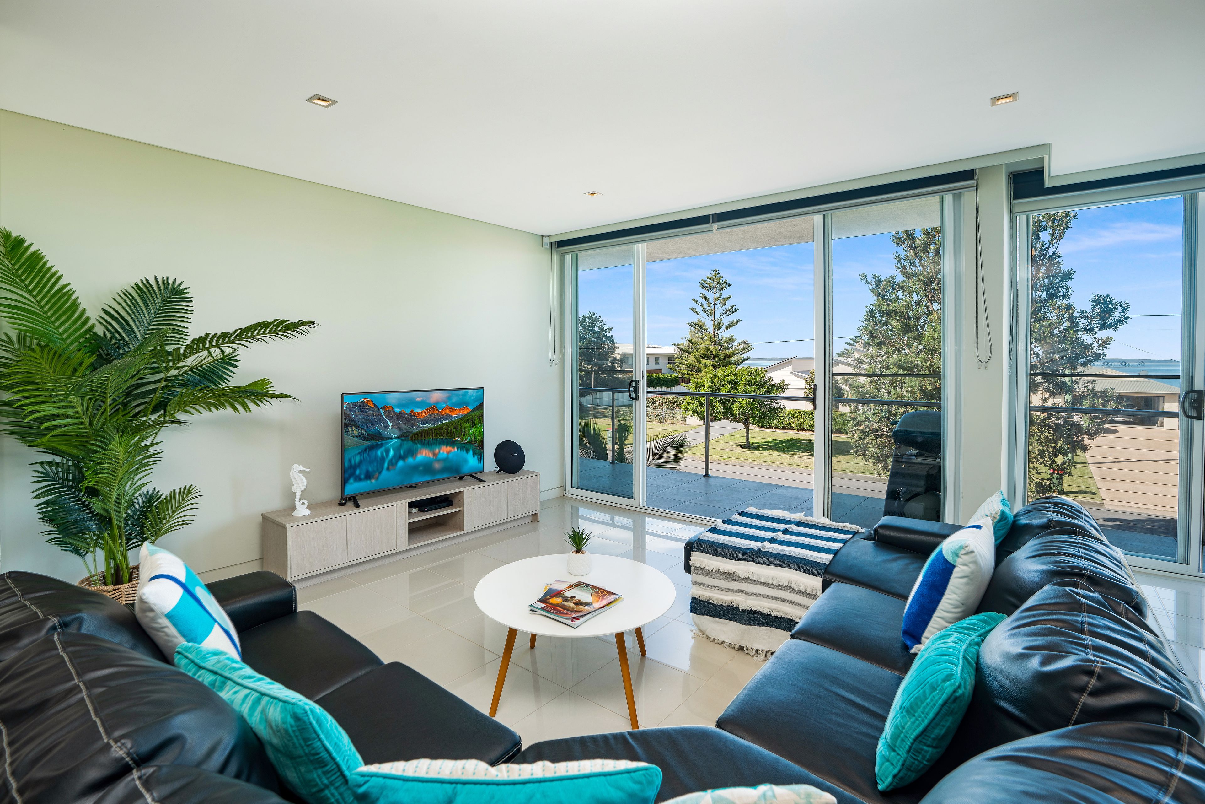 2/114A Quay Road, Callala Beach, NSW 2540