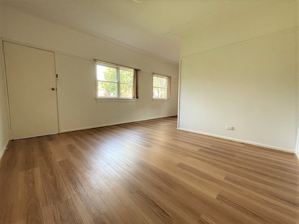 23 Ivanhoe Place, Ingleburn, NSW 2565