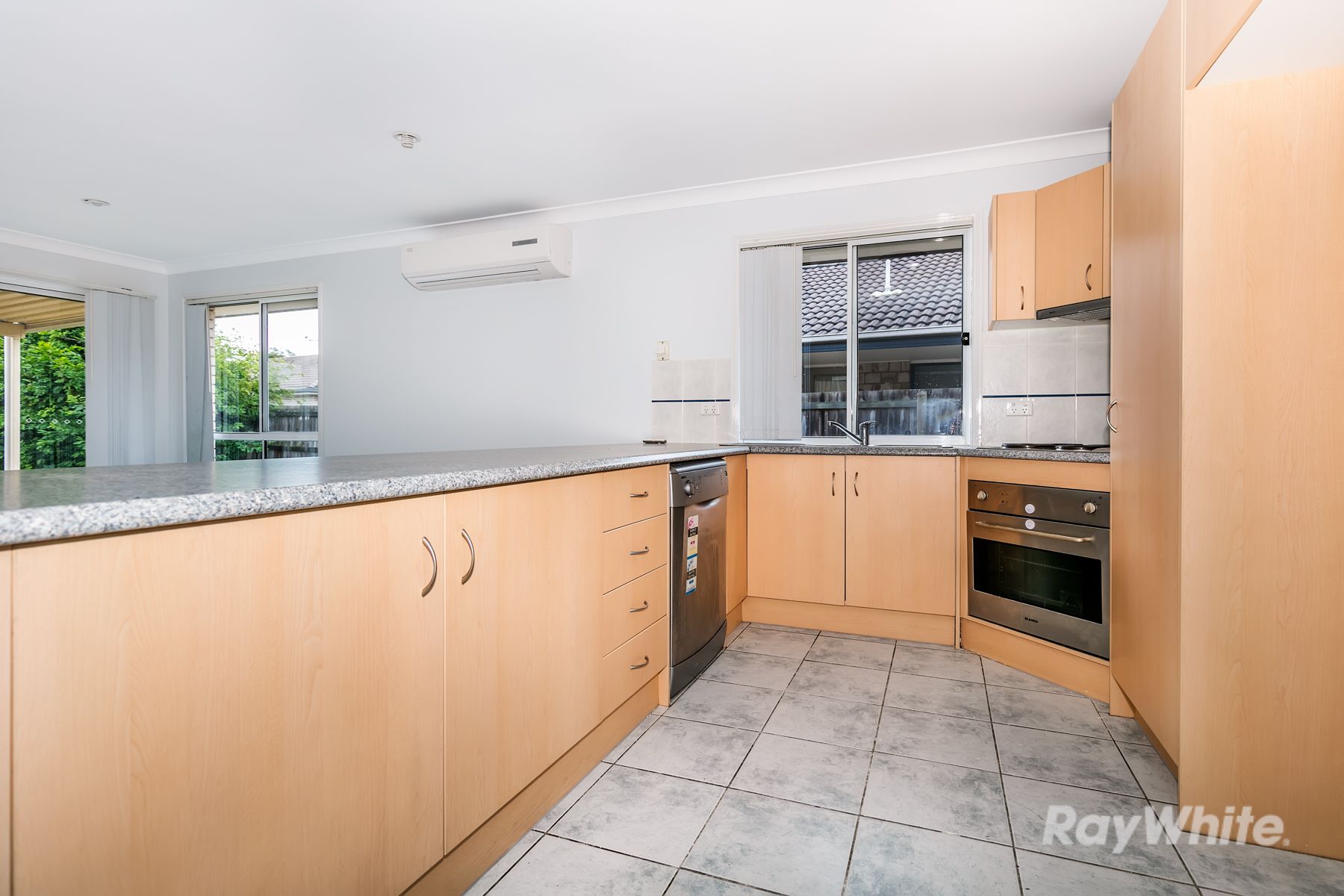 22 Lake Borumba Street, Logan Reserve, QLD 4133