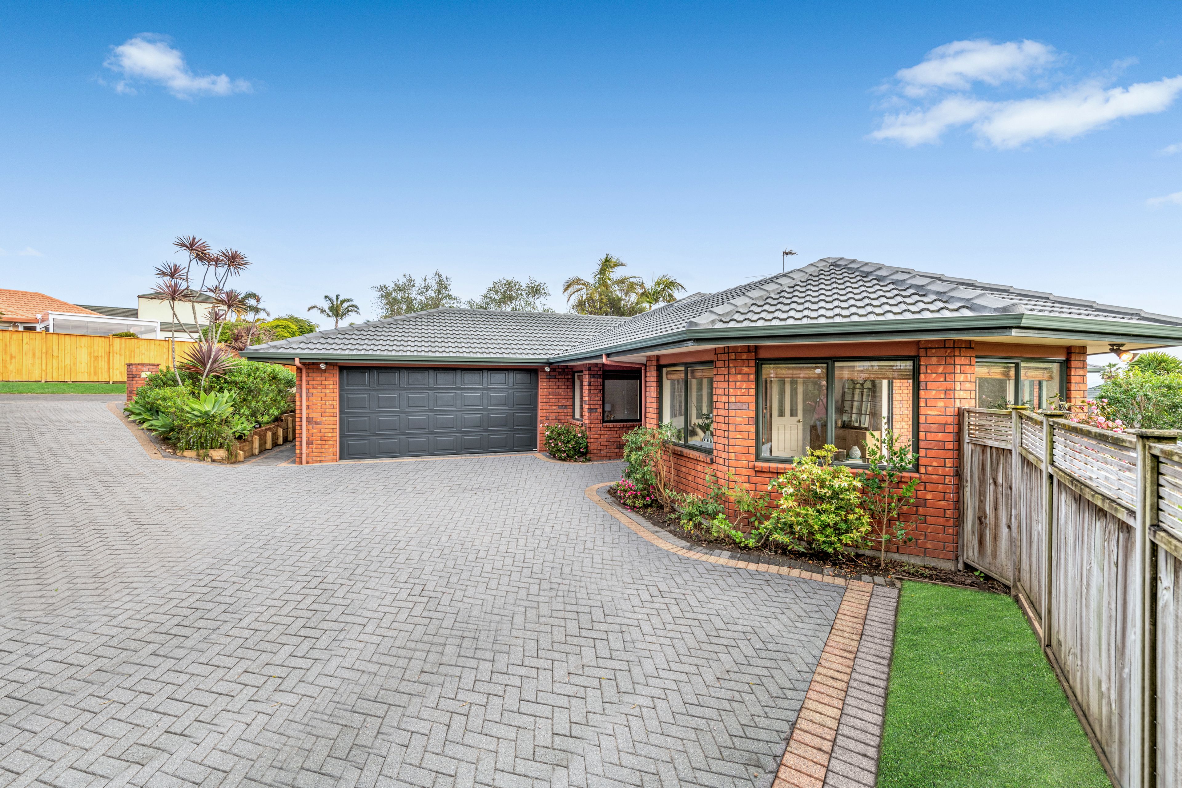 25A Westerham Drive, Dannemora, Manukau City
