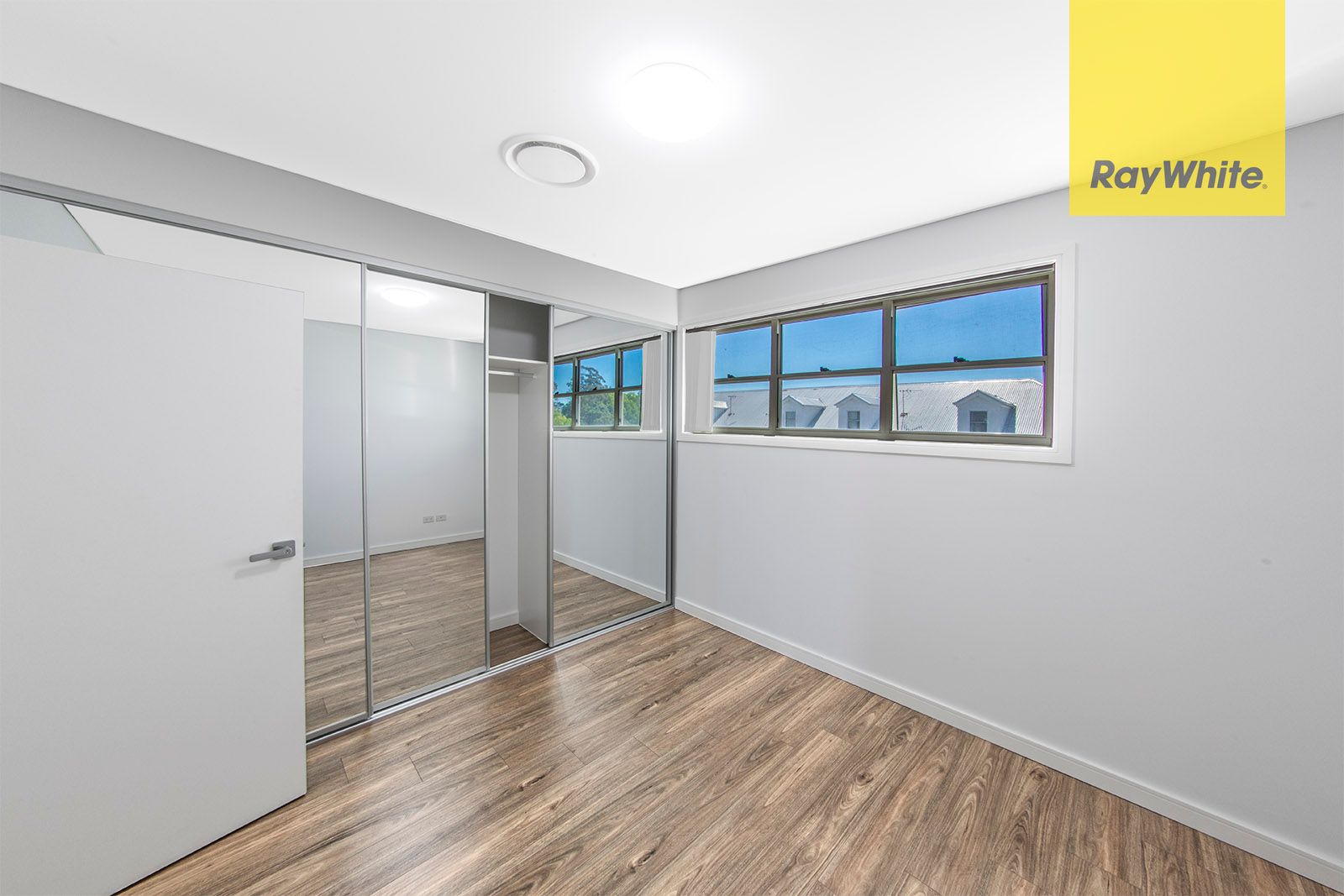 5/33 Louis Street — photo 7 of 13