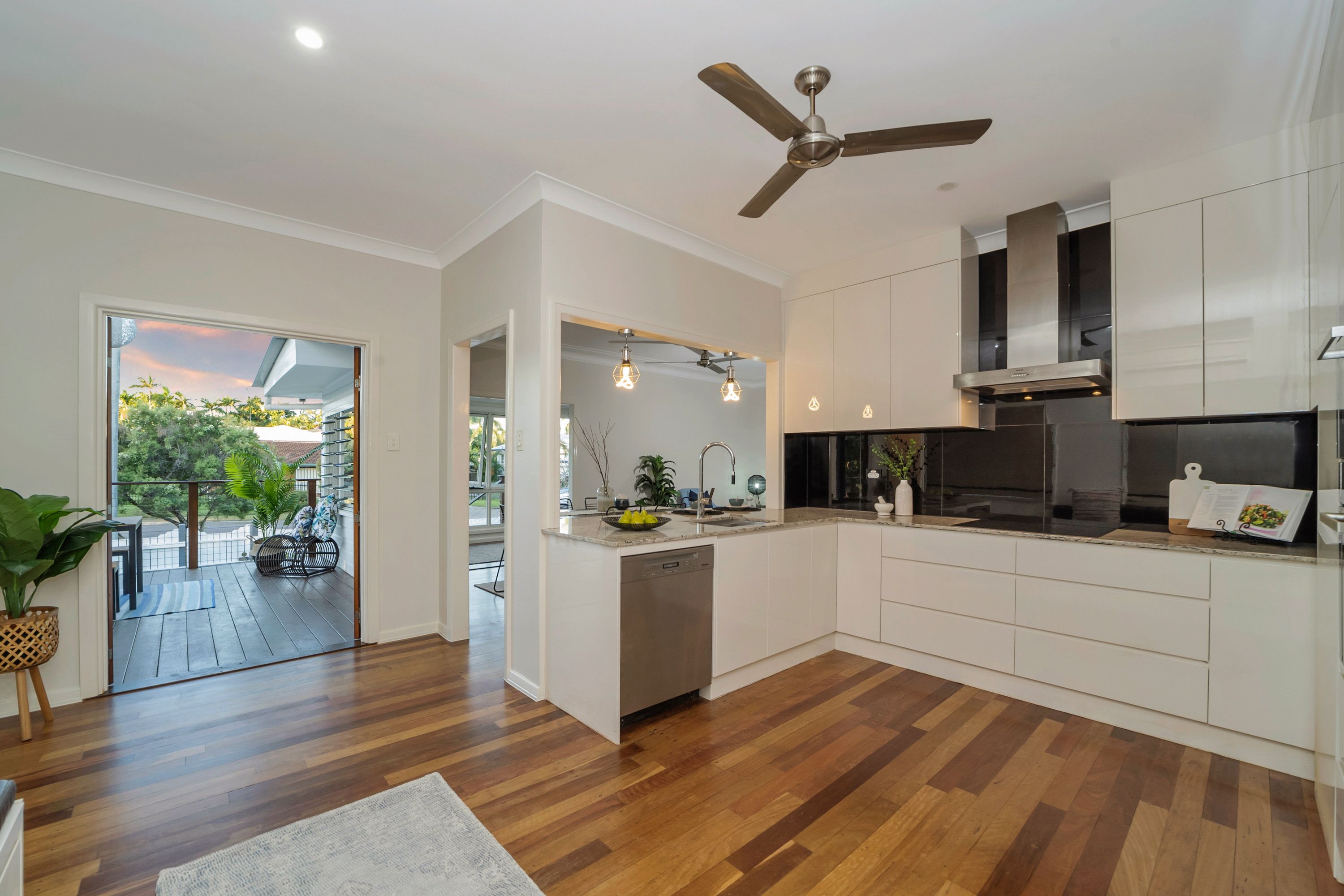 154 Eyre Street, North Ward, QLD 4810