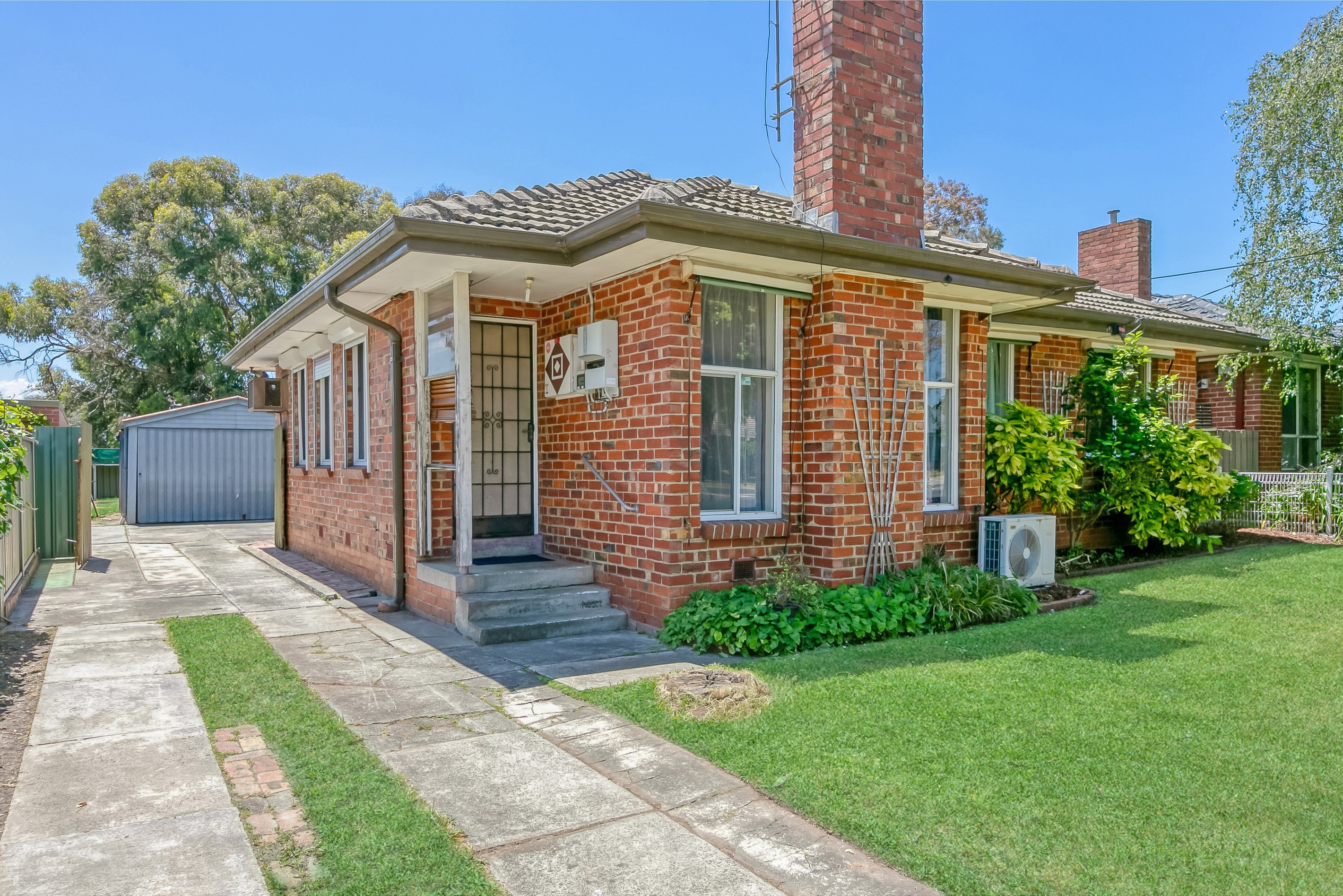82 Southern Road, Heidelberg Heights, VIC 3081