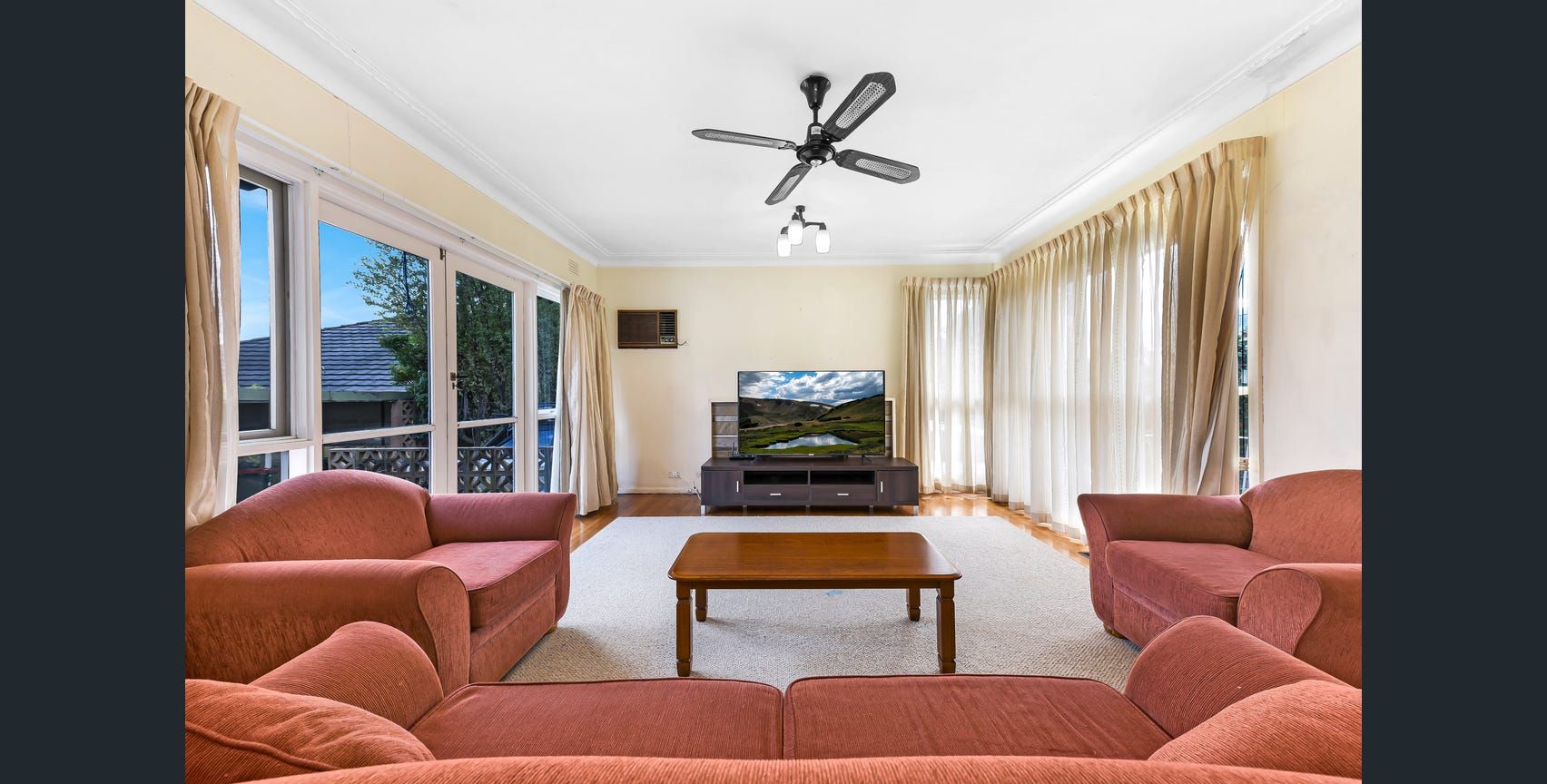 11 Pamela Street — photo from Ray White Mount Waverley