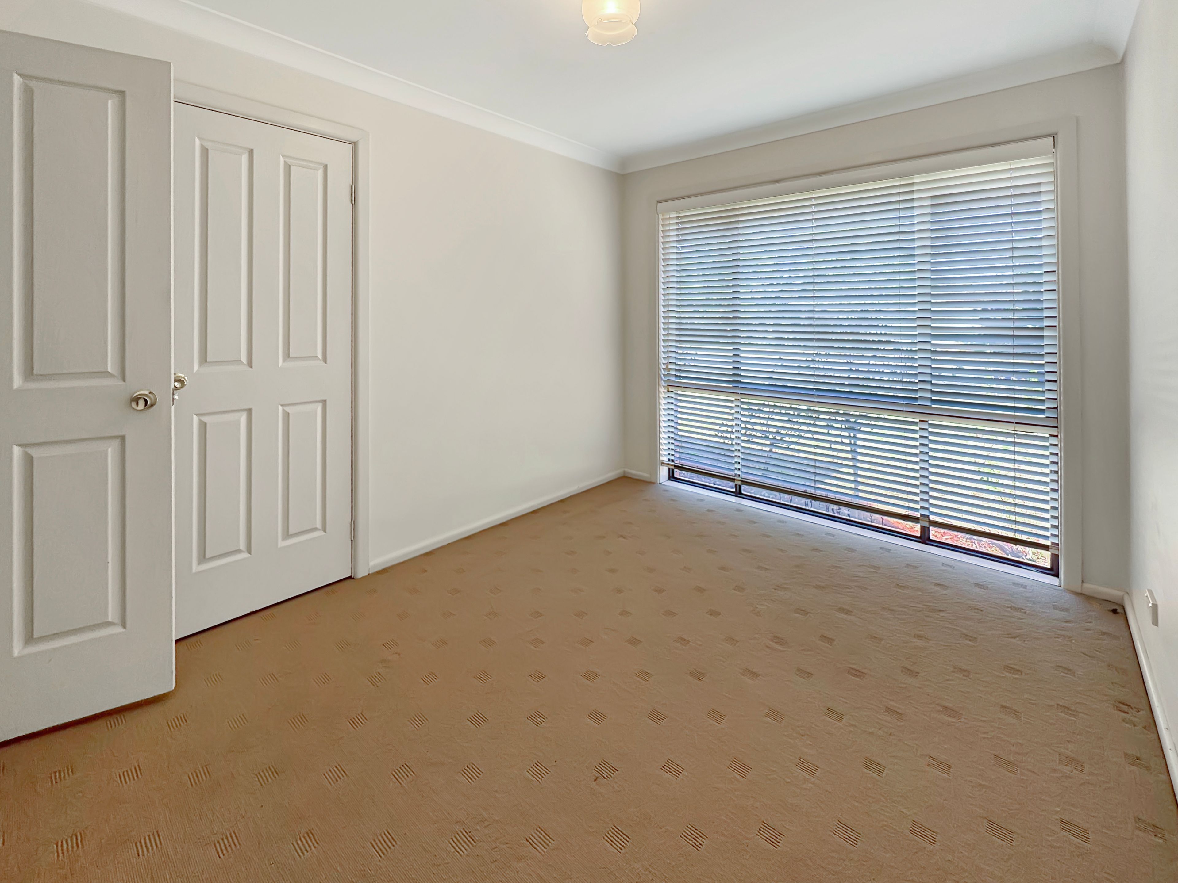 3 Kurrajong Court — photo 4 of 16