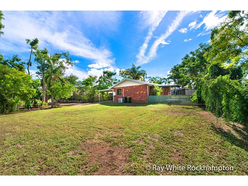 32 Thozet Road, Koongal, QLD 4701