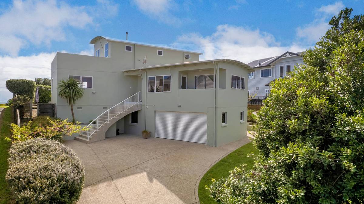 11 Captains Cove, Coastlands, Whakatane District Real Estate Ray