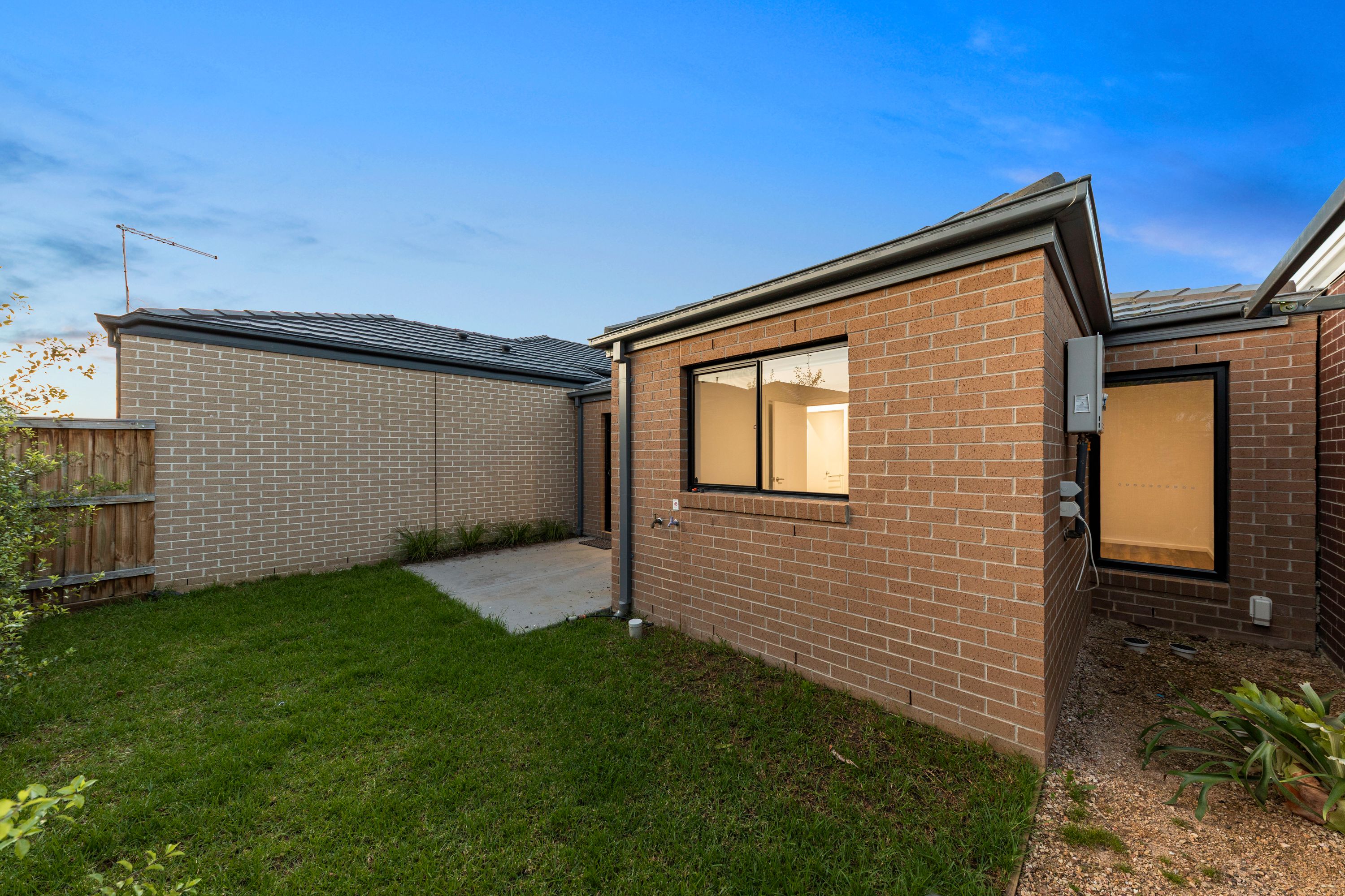 13 Blainey Way — photo 17 of 22