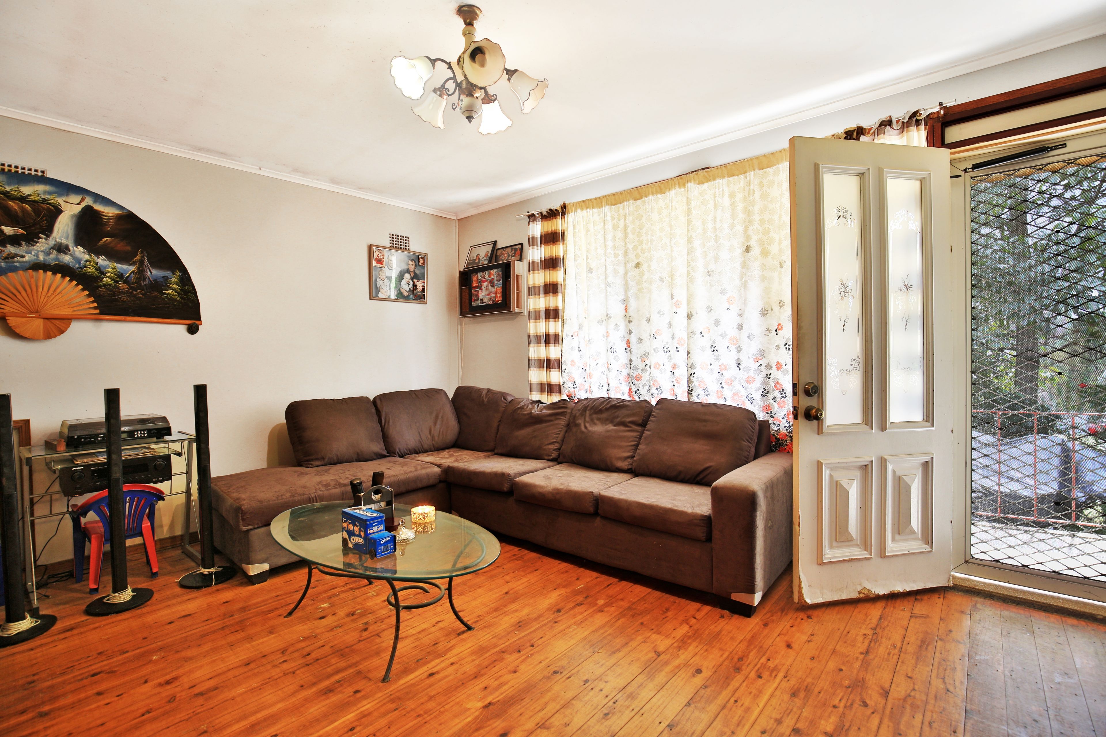 10 Leonard Street, Bomaderry, NSW 2541