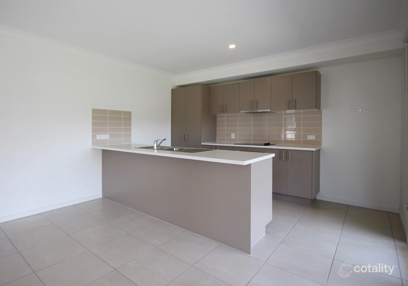 6 Cornelia Street, Leichhardt, QLD 4305