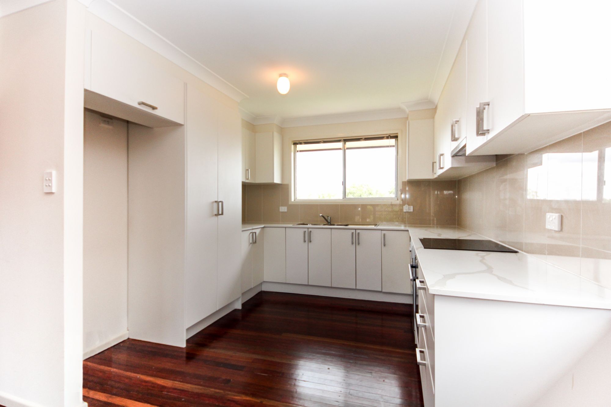 14 Hagman Street, Stafford Heights, QLD 4053