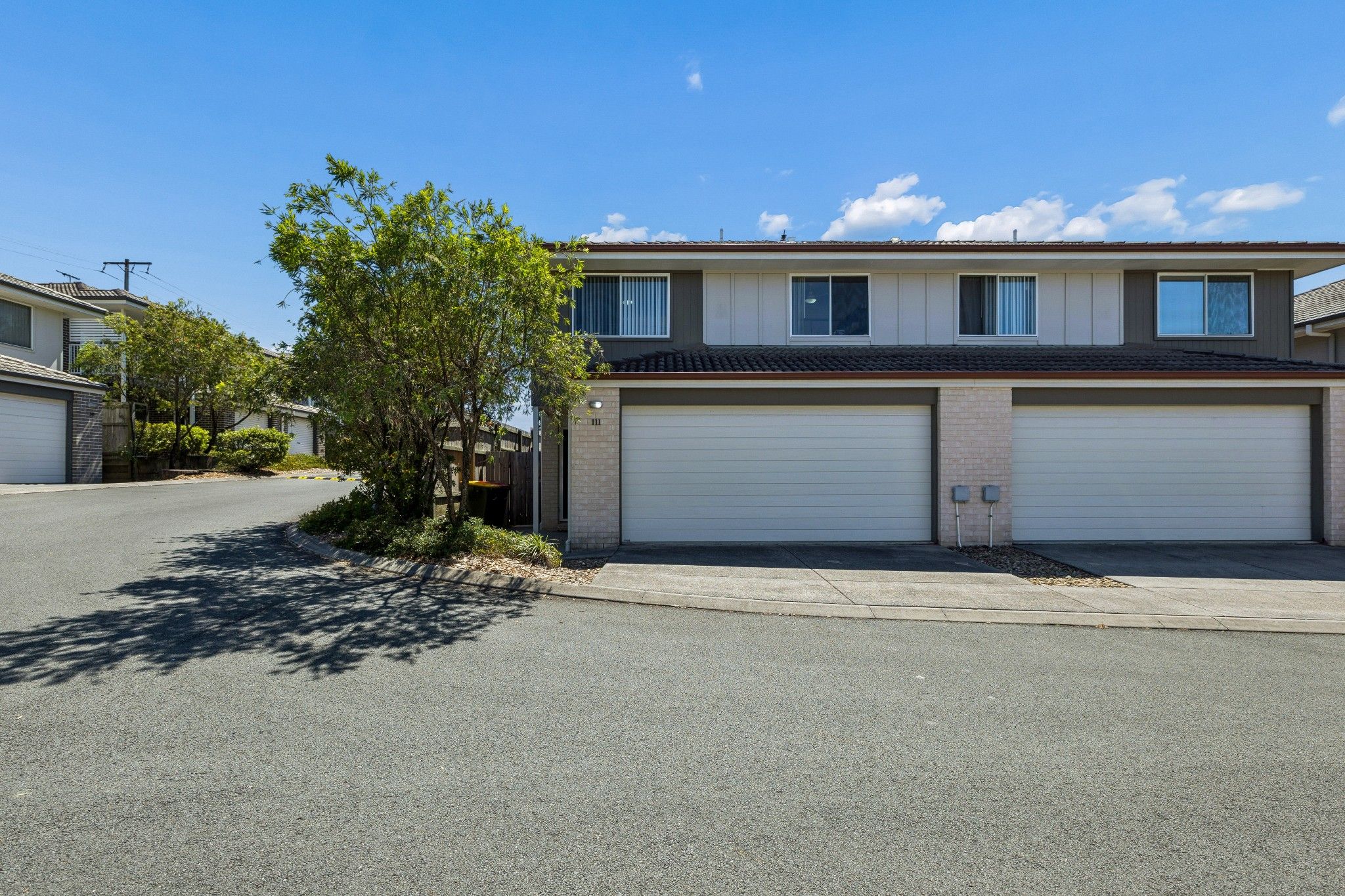111/325 Stanley Street — photo from Ray White Warner